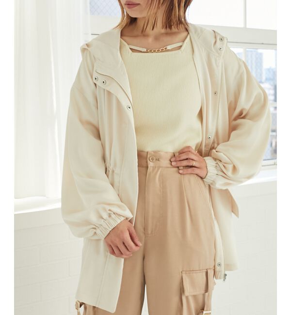 MAJESTICLEGON「ウエストきゅっとサテンブルゾン」|ブルゾン・スタジャン|アイボリー