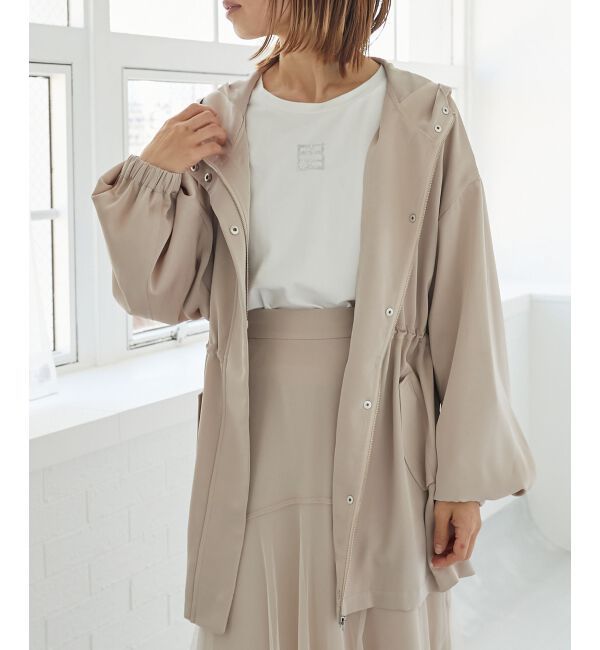 MAJESTICLEGON「ウエストきゅっとサテンブルゾン」|ブルゾン・スタジャン|