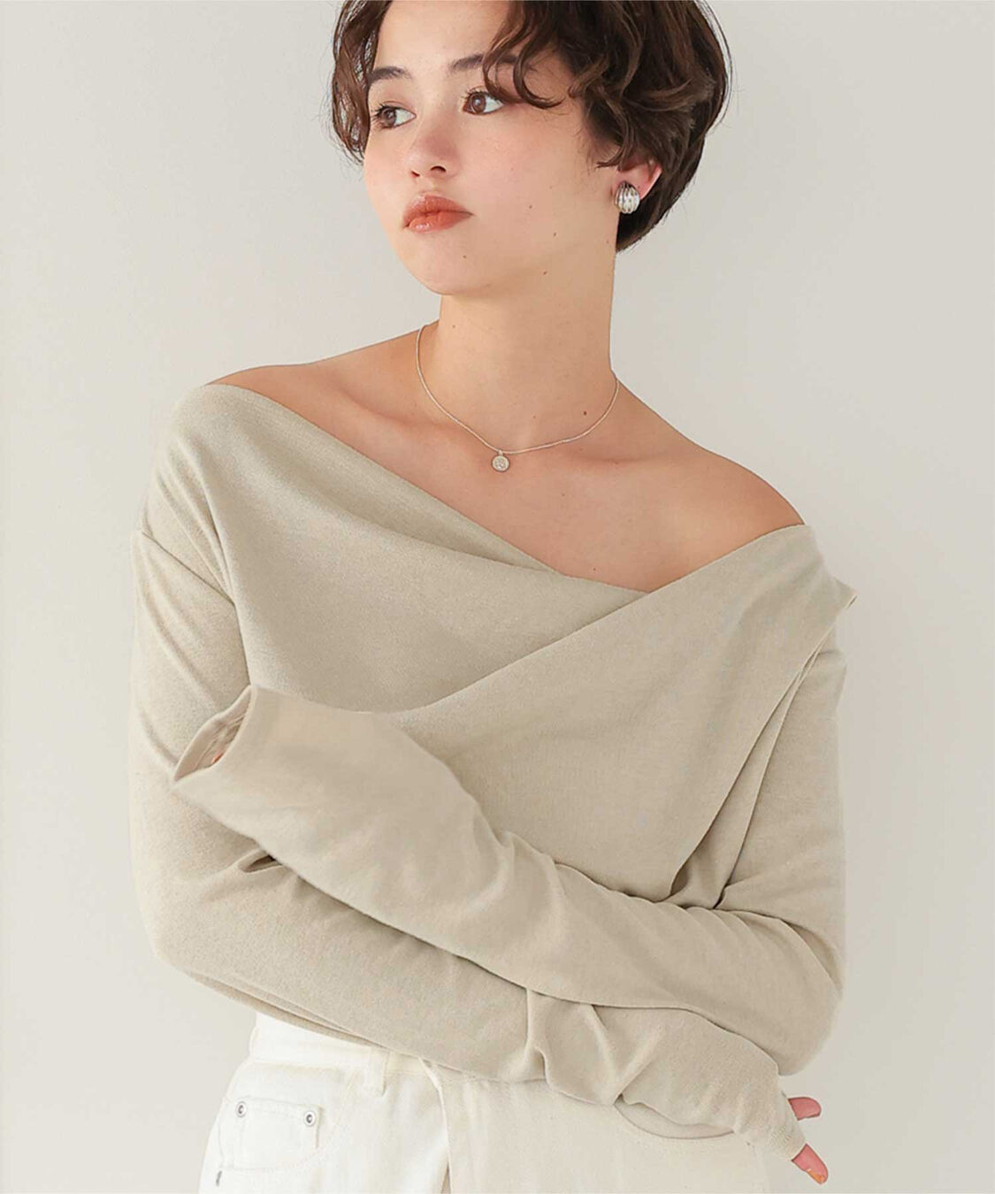 titivate「オフショルダーロングスリーブTシャツ」|Tシャツ・カットソー|