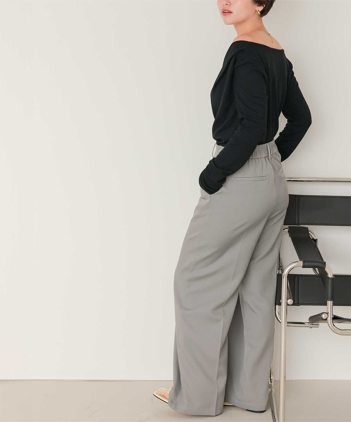 titivate「オフショルダーロングスリーブTシャツ」|Tシャツ・カットソー|