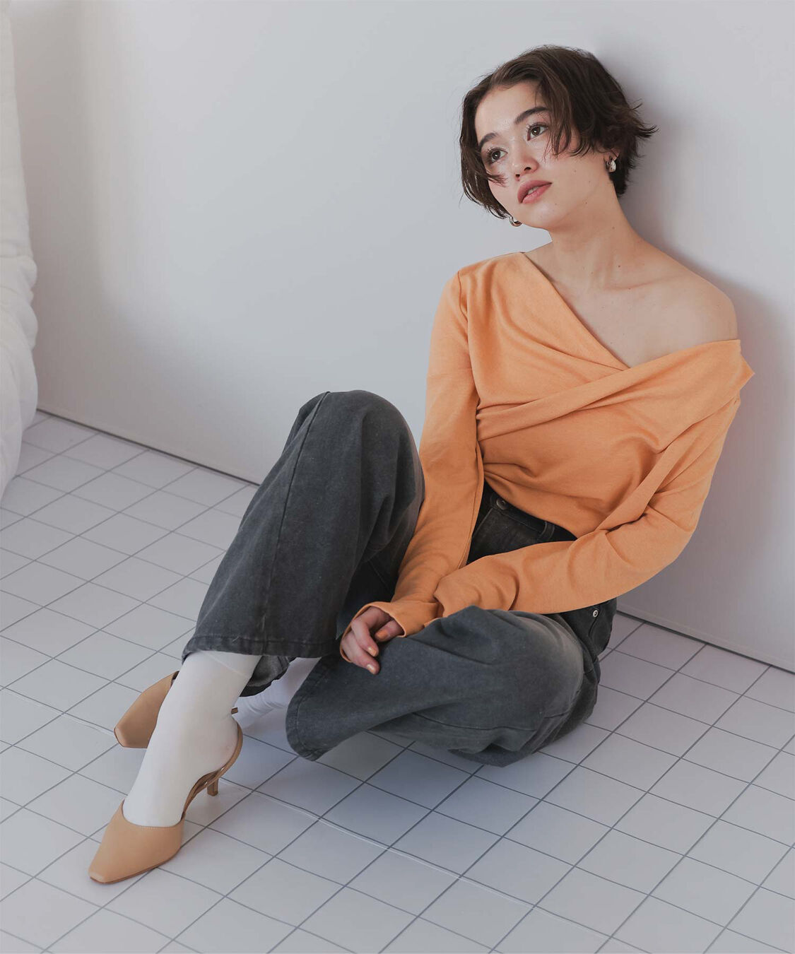 titivate「オフショルダーロングスリーブTシャツ」|Tシャツ・カットソー|