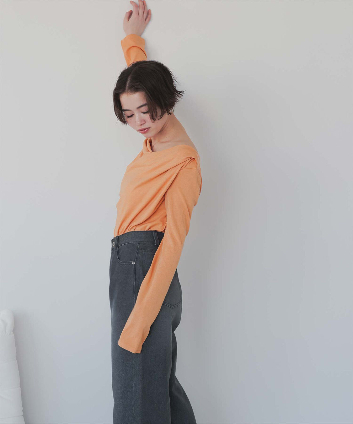 titivate「オフショルダーロングスリーブTシャツ」|Tシャツ・カットソー|