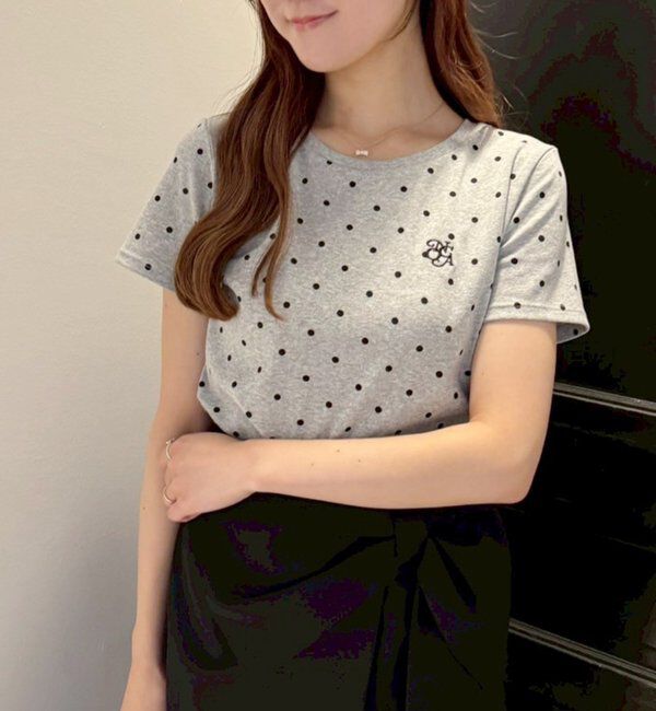  「ワンポイント刺繍ドットTシャツ」|プルオーバー|グレー