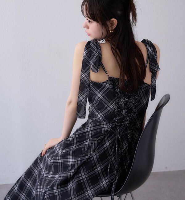  「【新色追加】着痩せ効果抜群/マイナス5キロ見えキャミワンピ」|ワンピース|ブラック系その他