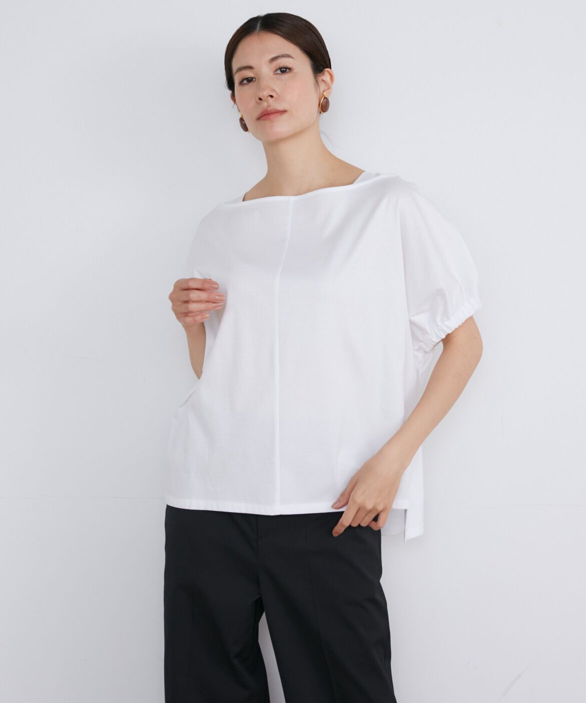 INED「《大きいサイズ》ボートネックドルマンプルオーバー」|Tシャツ・カットソー|オフホワイト1