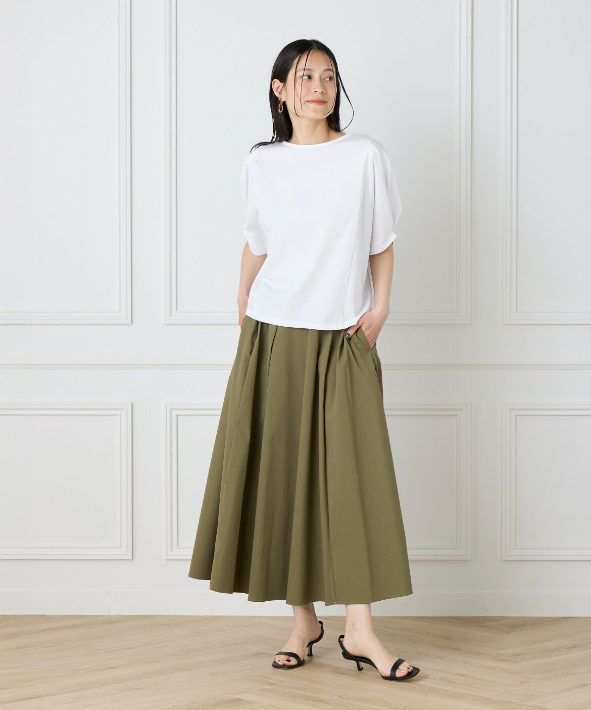 DAY by DAY it&rsquo;s international「タックフレアスカート」|スカート|