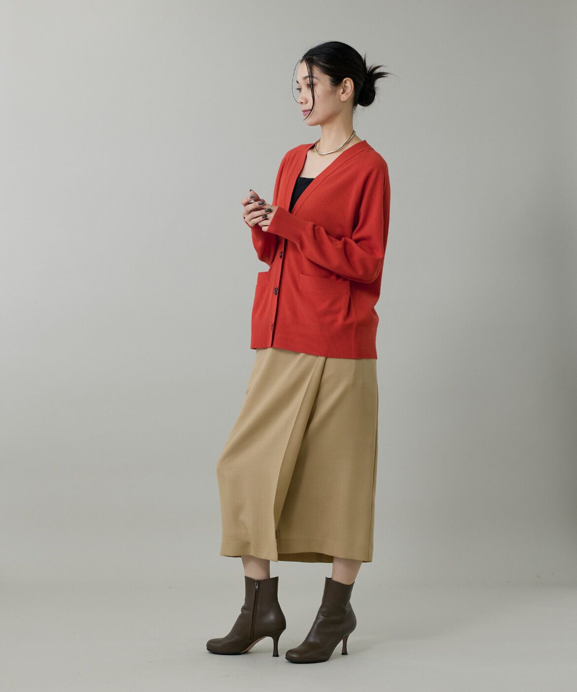 INED「Vネックカーディガン」|カーディガン|