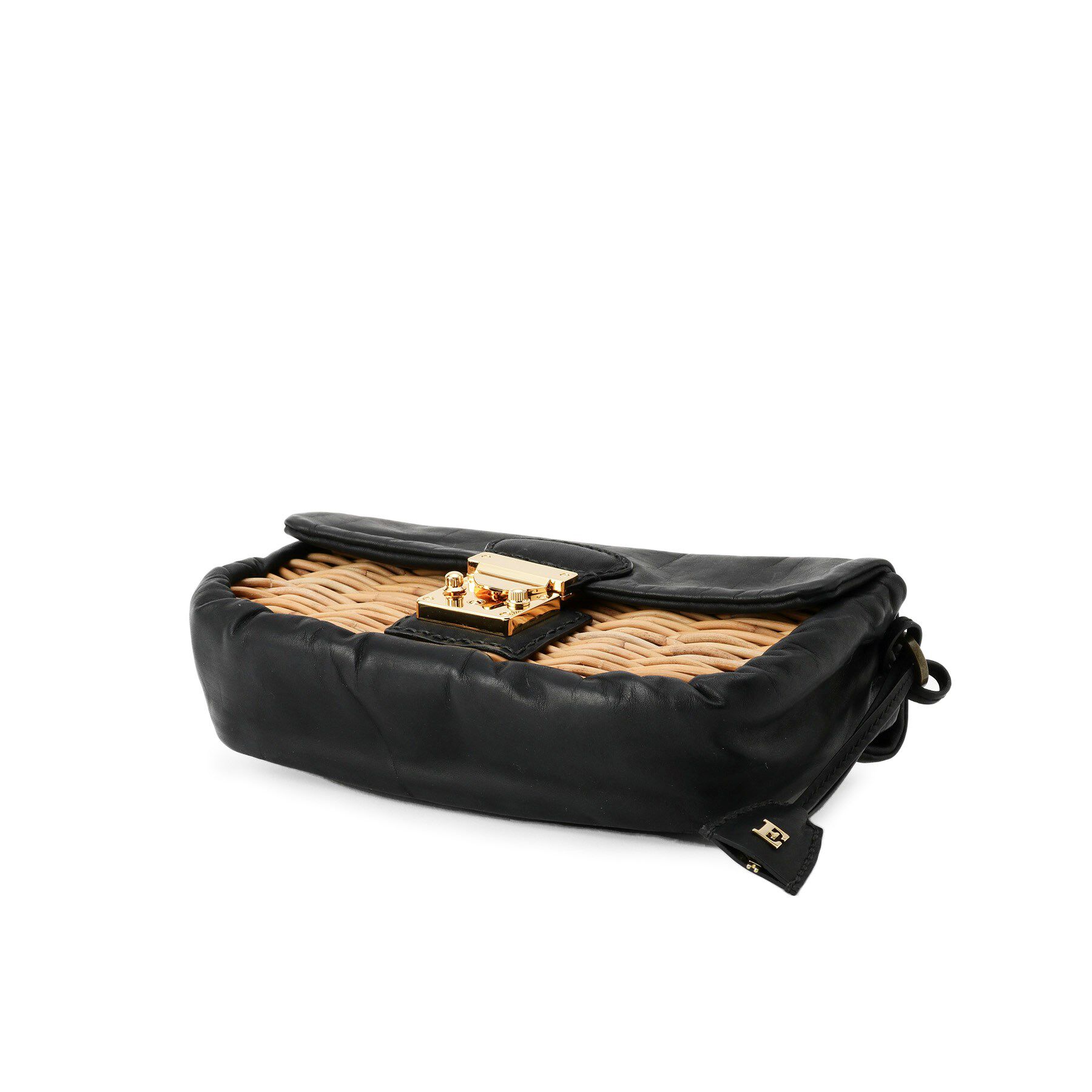 DRESSTERIOR「◆eb．a．gos（エバゴス）牛革ソフト・ソフトショルダー  15672」|ショルダー・メッセンジャー|