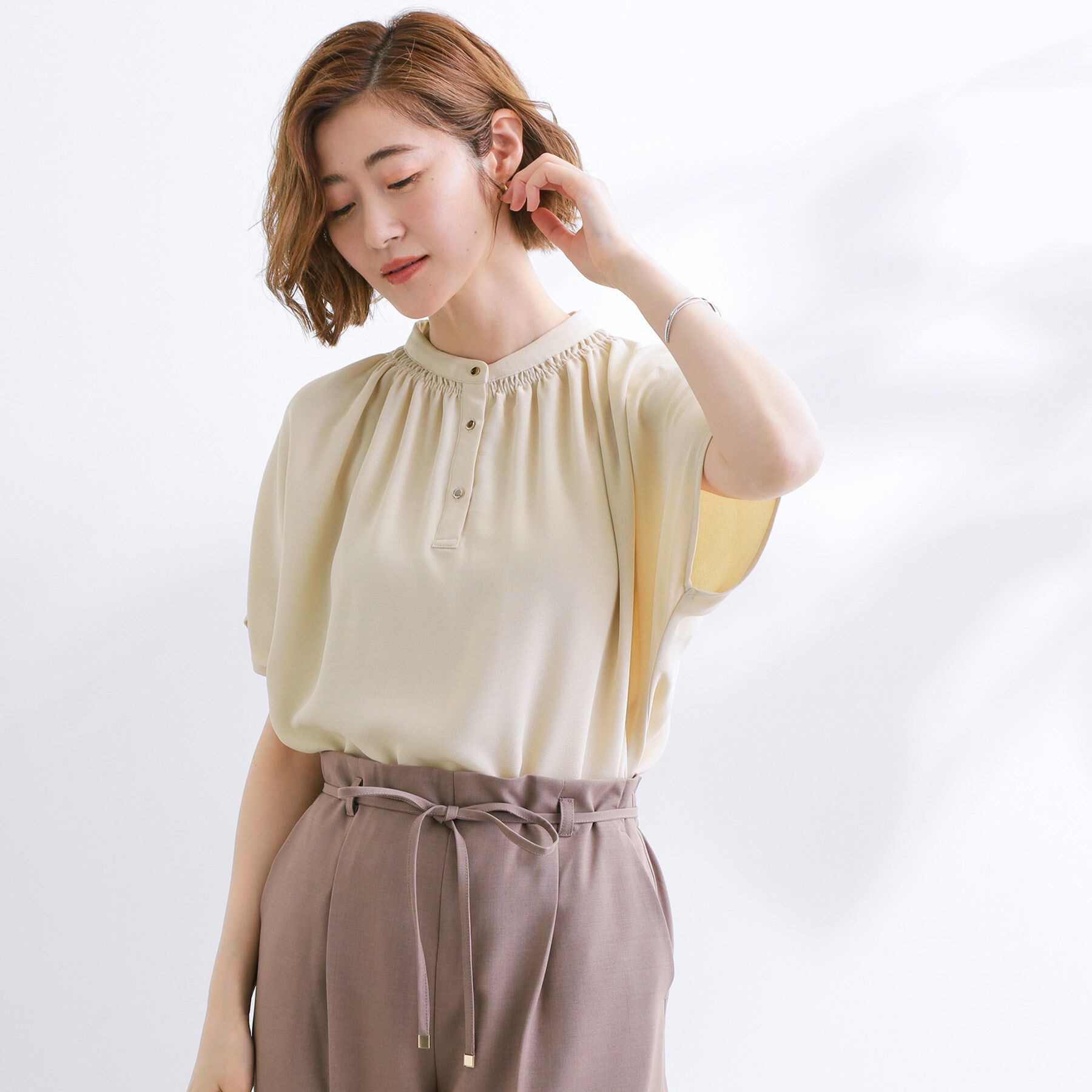 grove「【さらりと着られる/二の腕カバー】多機能ドルマンスリーブブラウス」|シャツ・ブラウス|