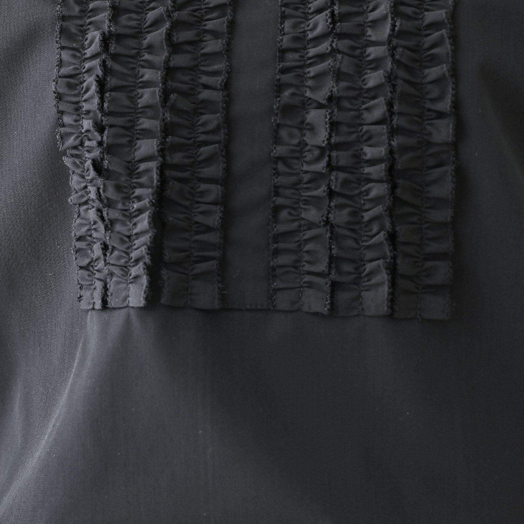 INDIVI「【洗える】胸元タックフリルブラウス」|シャツ・ブラウス|