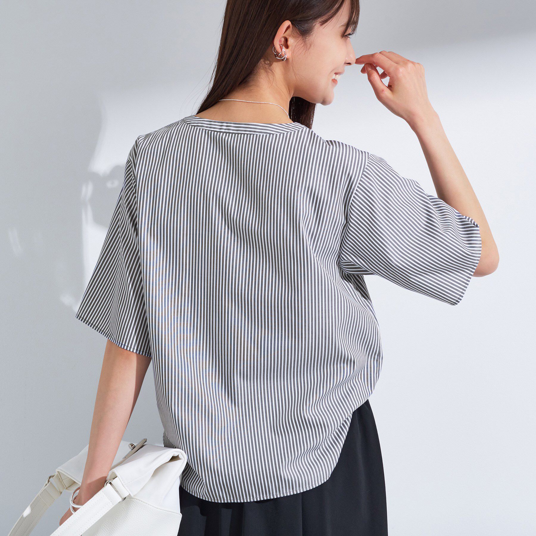 INDIVI「【洗える】胸元タックフリルブラウス」|シャツ・ブラウス|