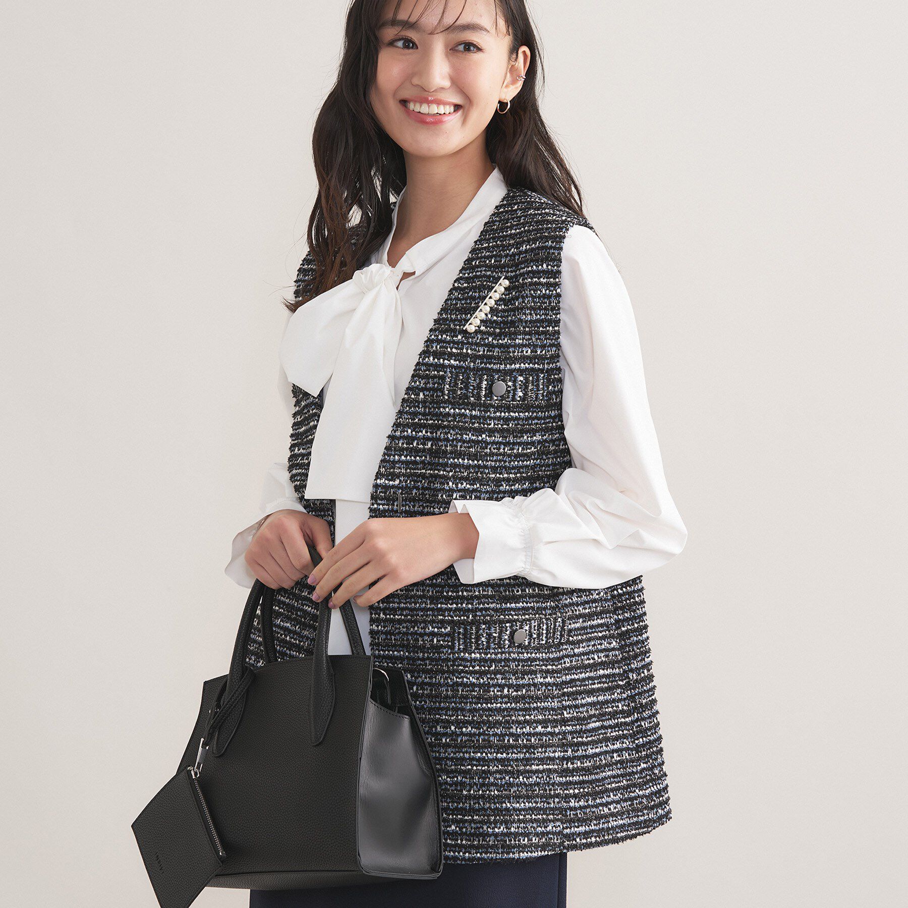 INDIVI「【2点セット／洗える／セレモニー】ツイードジレ＆ボウタイブラウス」|その他|ネイビー(494)