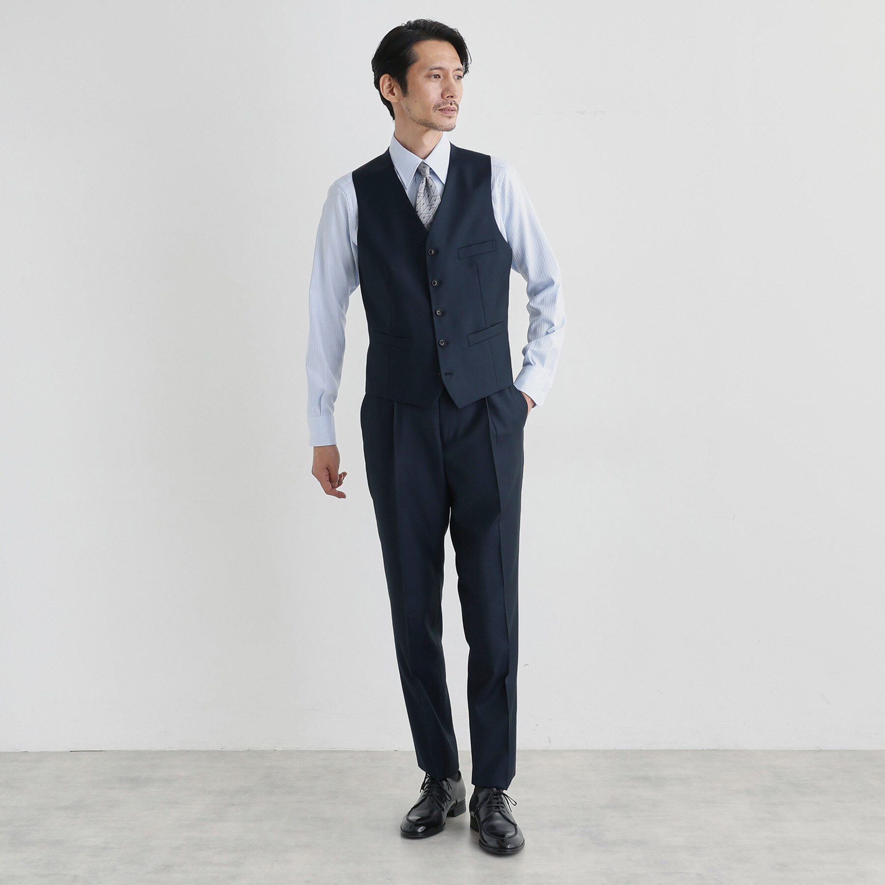 TAKEO KIKUCHI「ドーメル サージ ベスト」|スーツ|