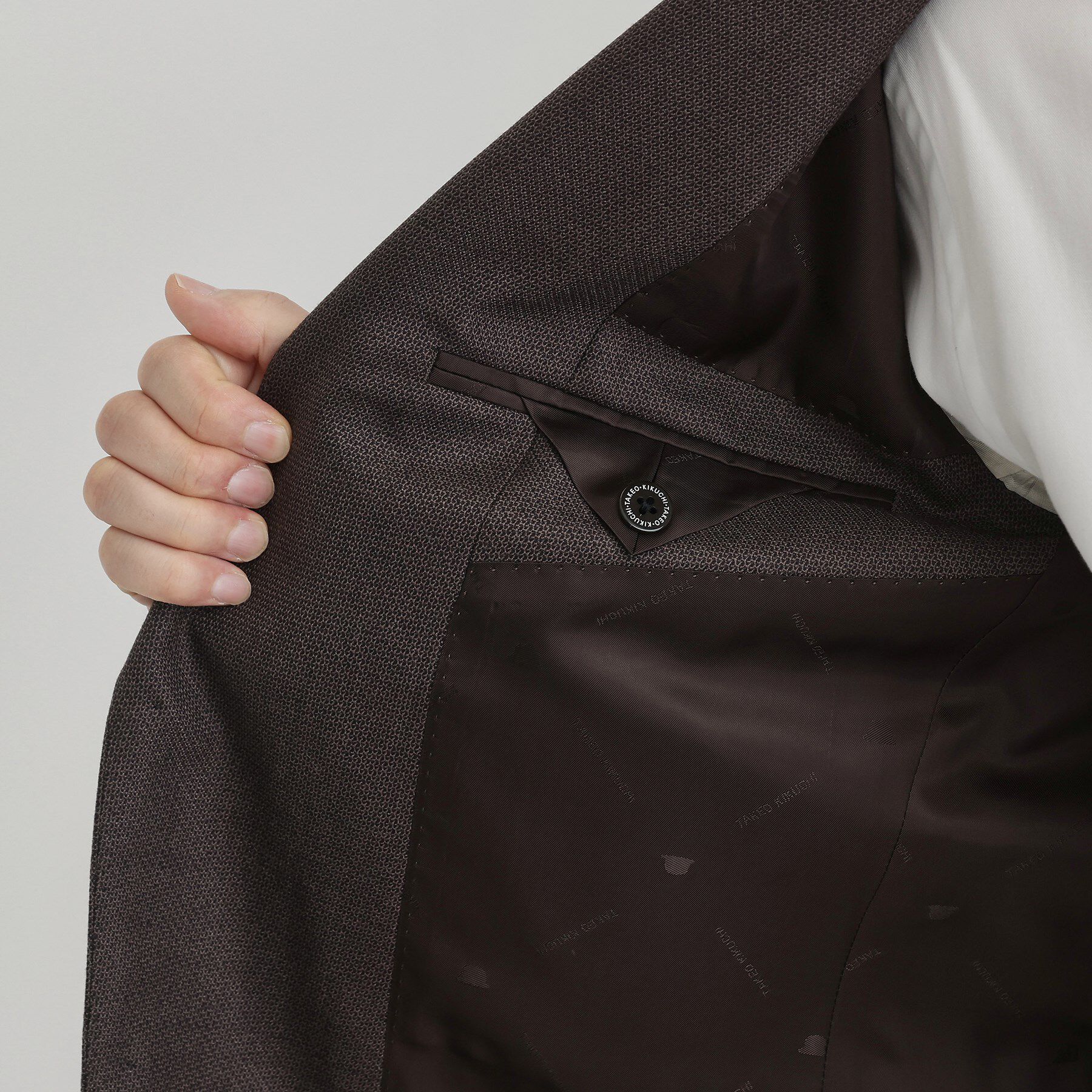 TAKEO KIKUCHI「鱗紋 スーツ」|スーツ|