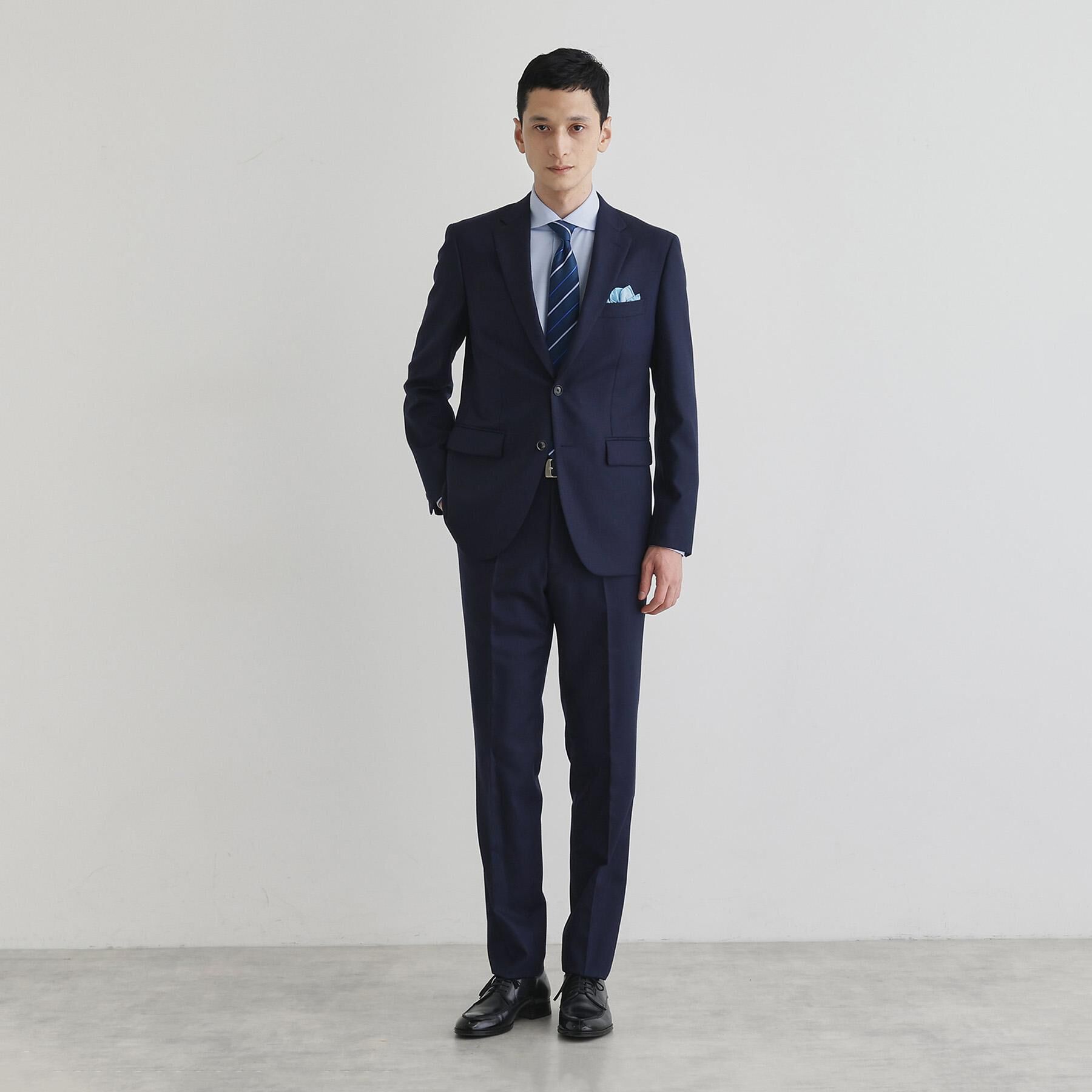 TAKEO KIKUCHI「鱗紋 スーツ」|スーツ|ネイビー(094)