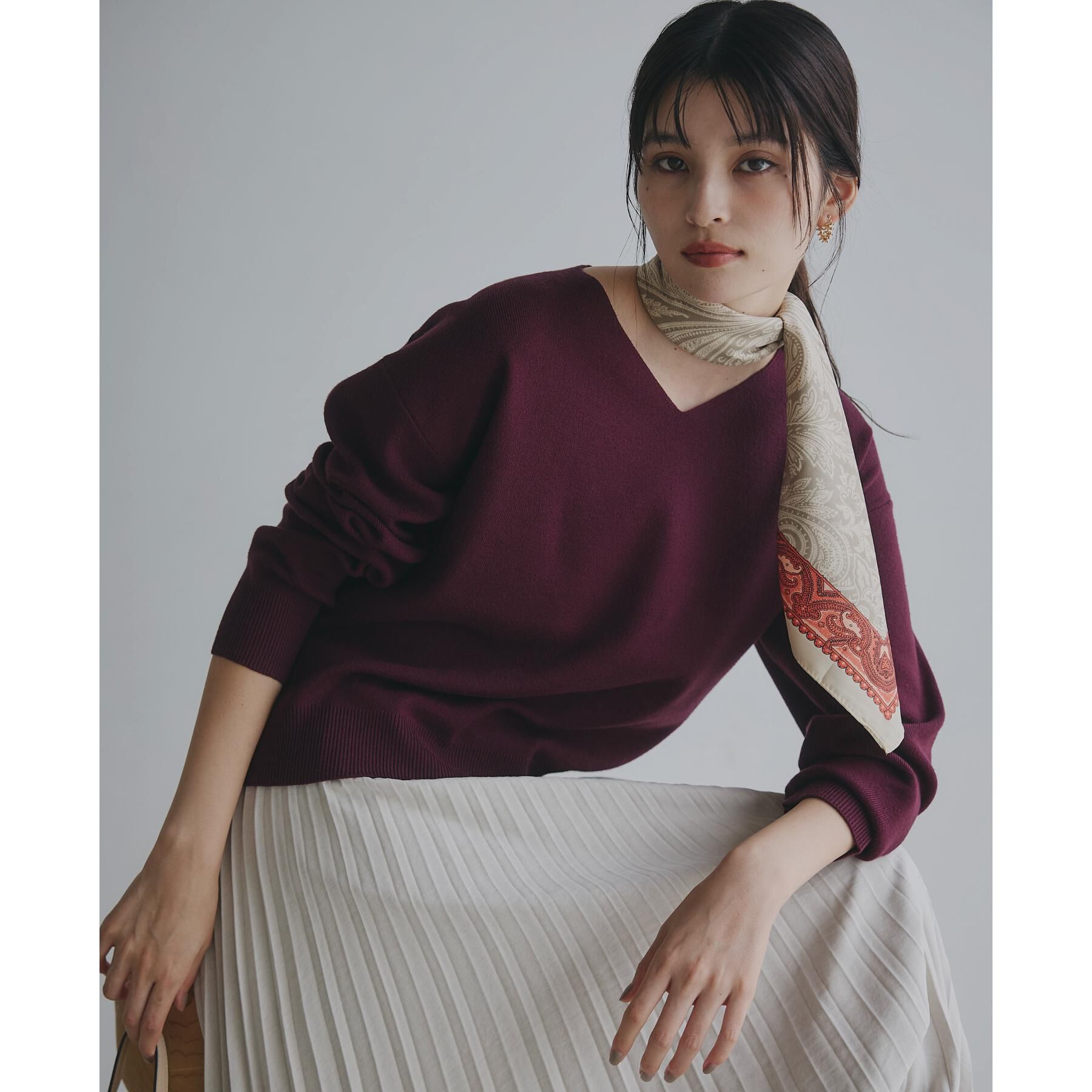 THE SHOP TK「【すっきりシルエットが叶う】大人のためのVネックニット/毛玉になりにくい/静電気防止/洗濯機OK」|ニット・セーター|