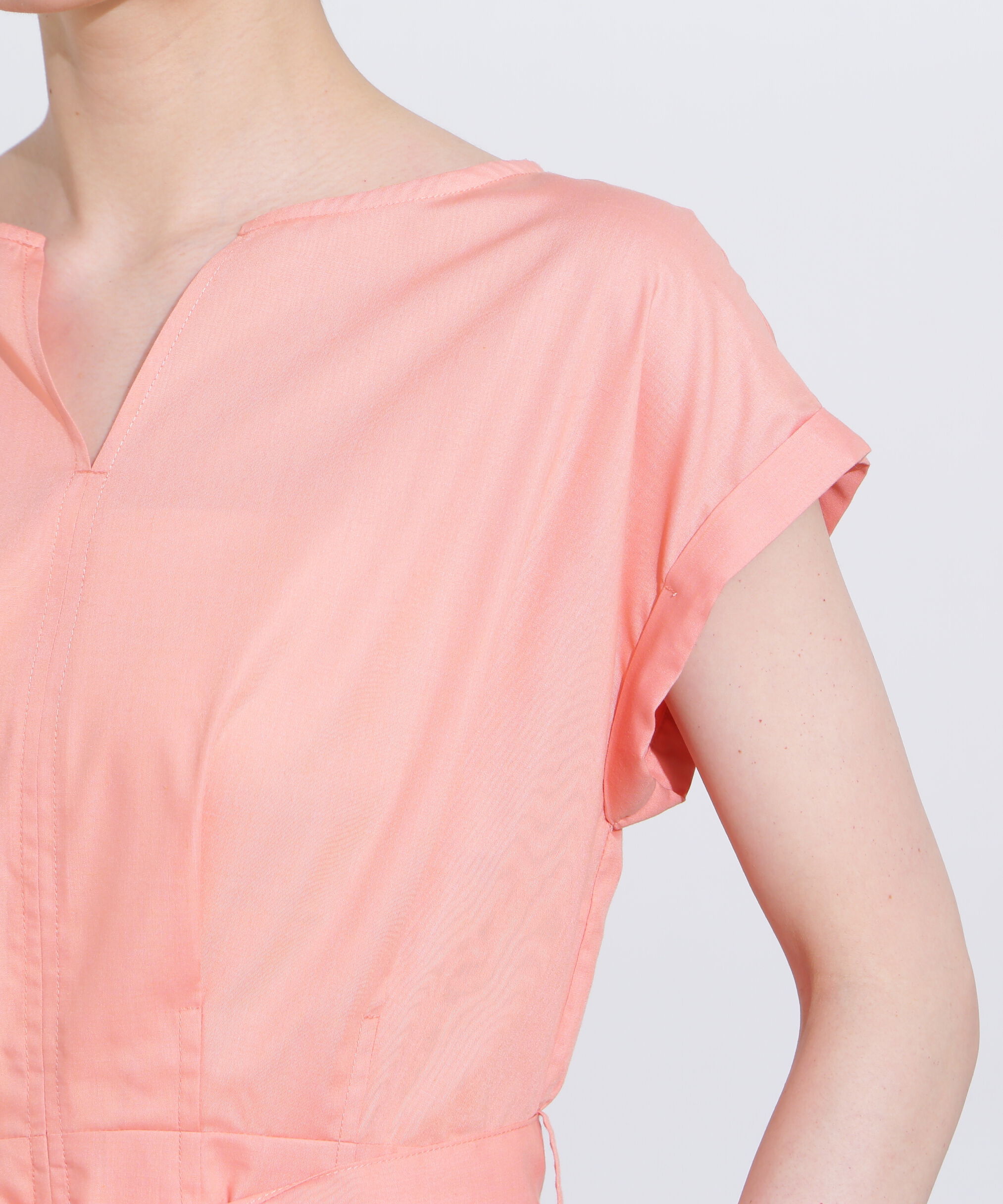  「タックウエストリボンワンピース」|ワンピース|