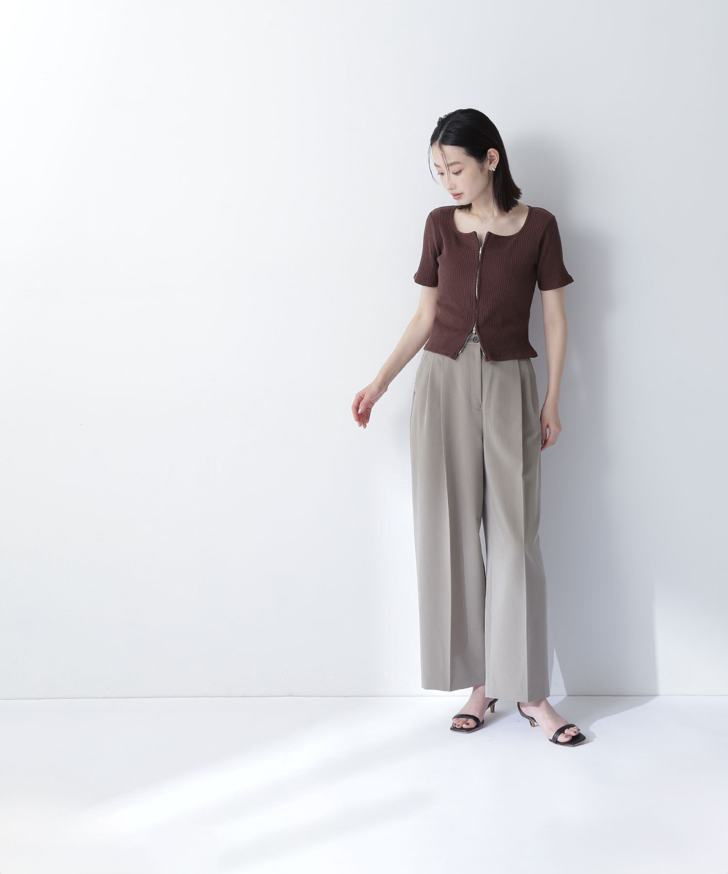  「コンパクトジップトップス」|Tシャツ・カットソー|