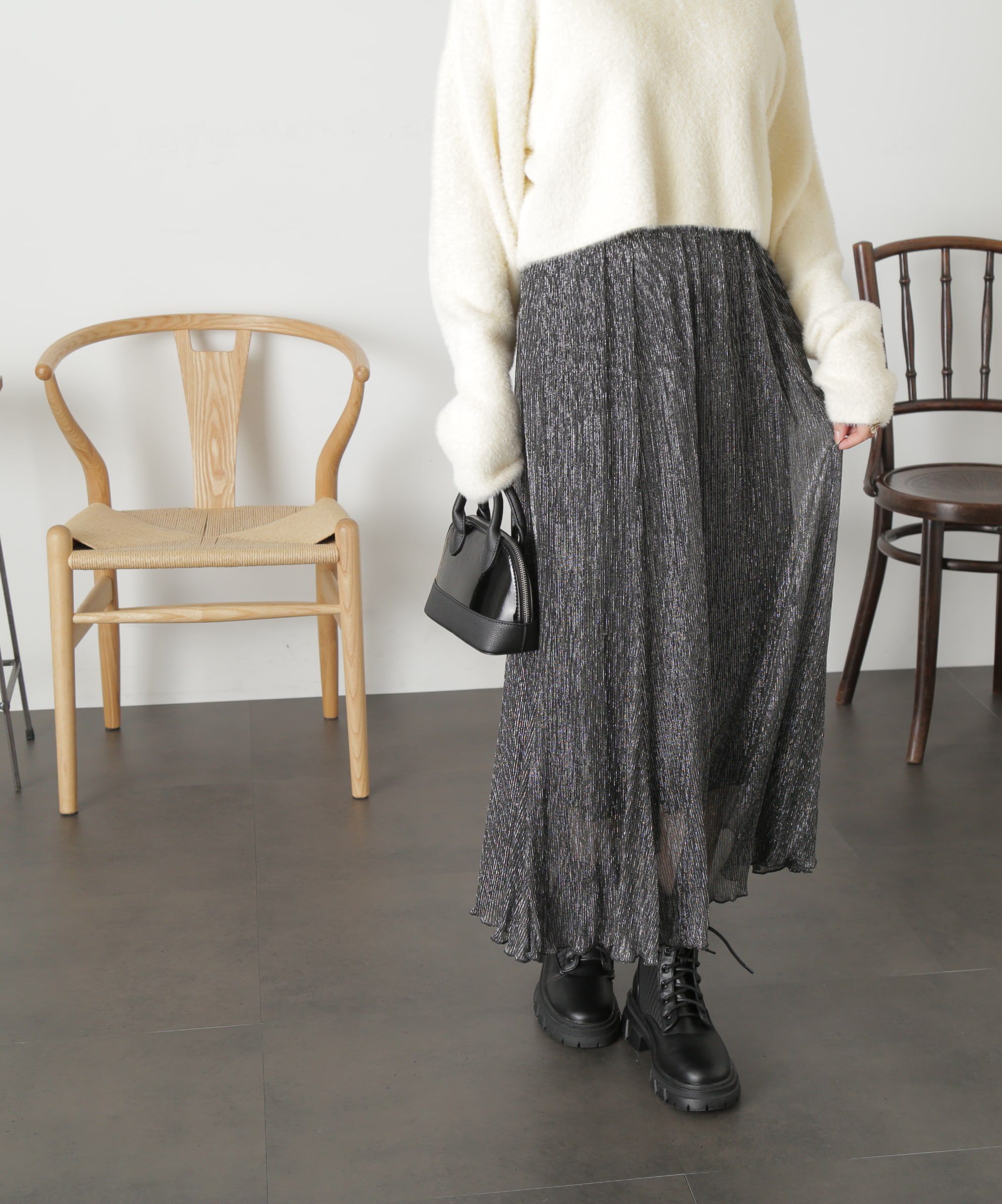  「［シルバーカラーWEB限定］ラメプリーツスカート」|スカート|