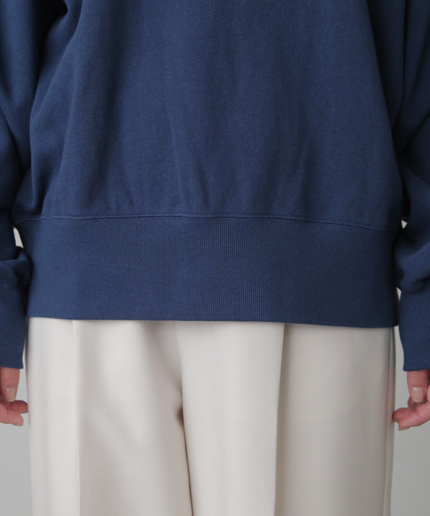  「ロゴプリントミドル丈スウェット」|Tシャツ・カットソー|