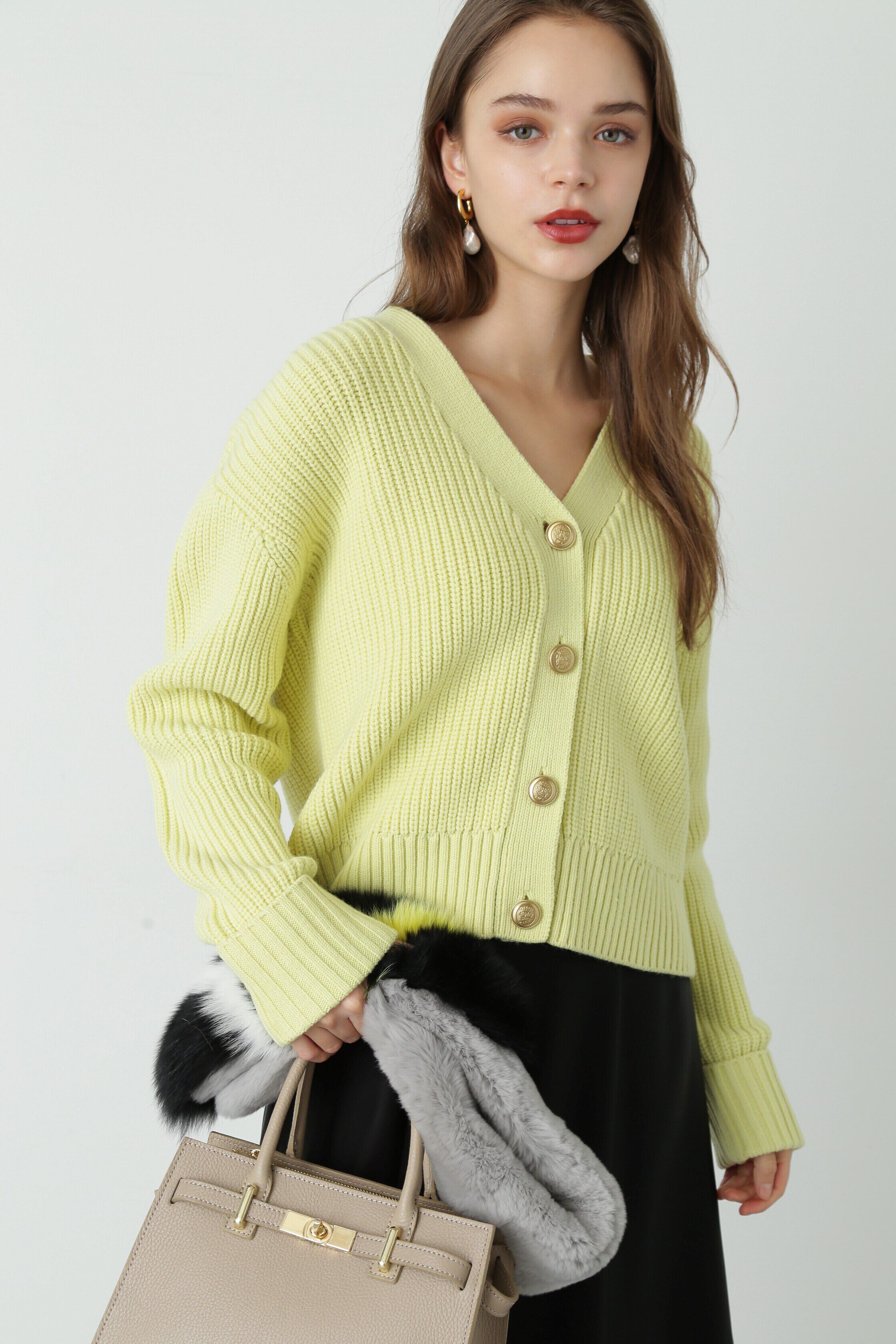  「◆ローゲージVネックカーディガン」|その他|ライトグリー