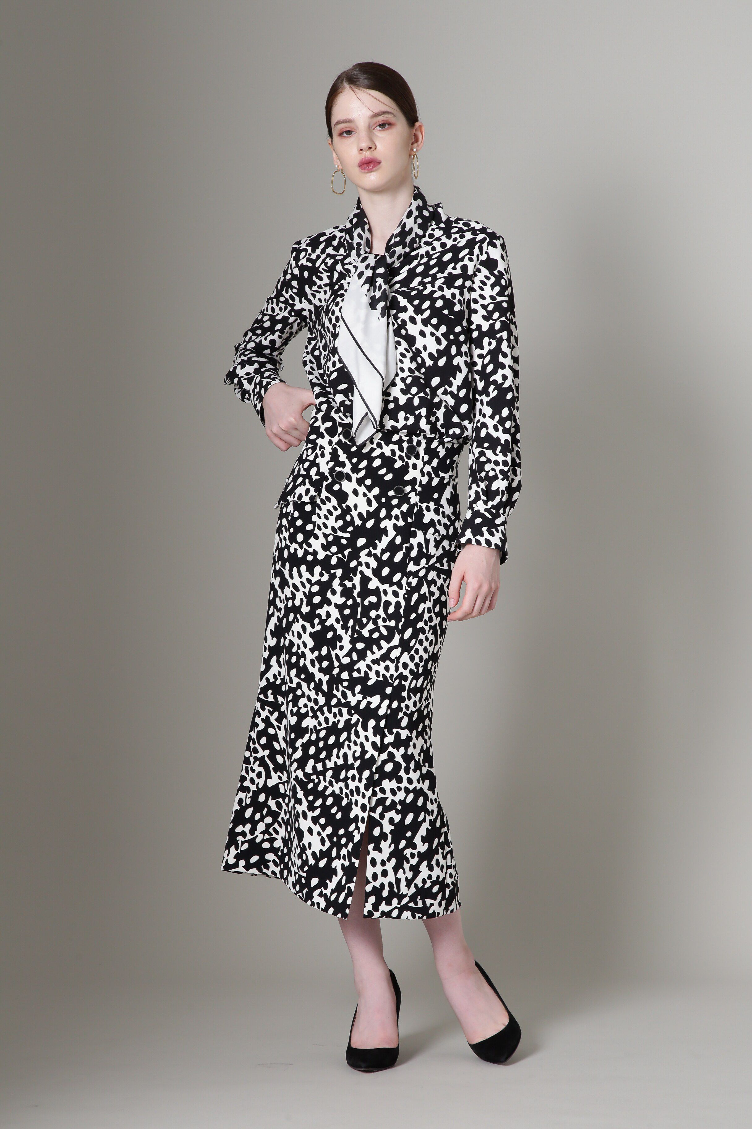  「[URBAN PRECIOUS] アブストラクトドットプリントスカート」|スカート|