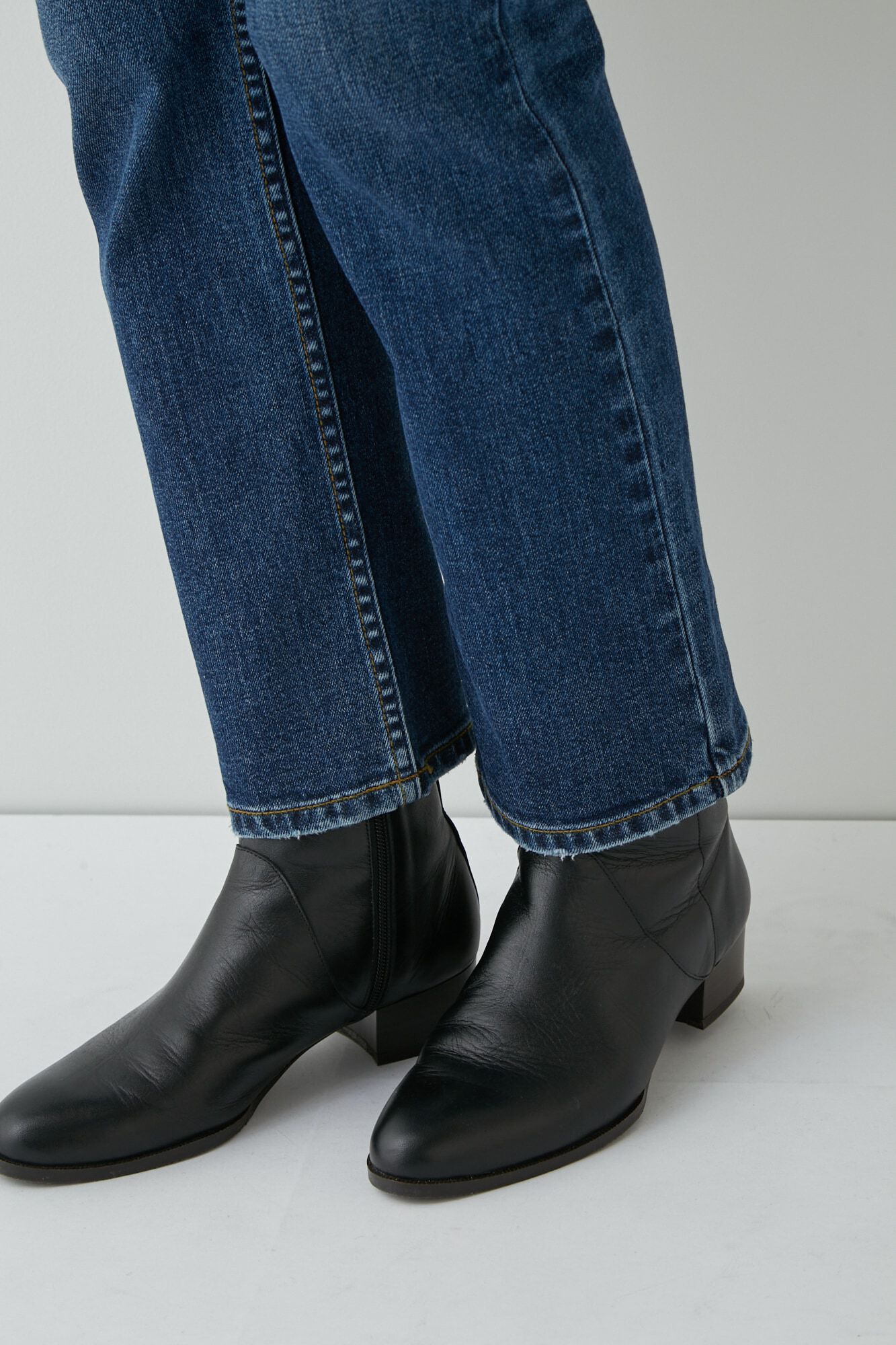  「スリムストレートデニム」|その他|