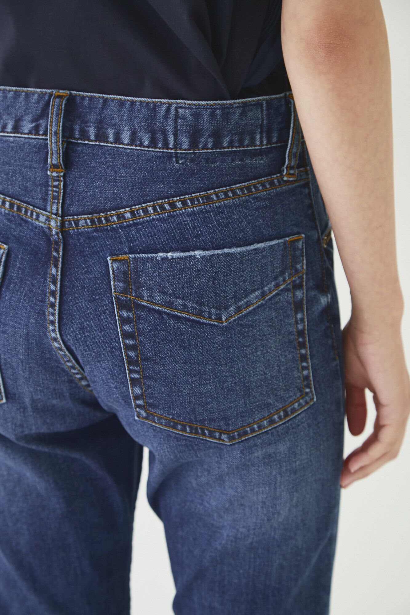  「スリムストレートデニム」|その他|