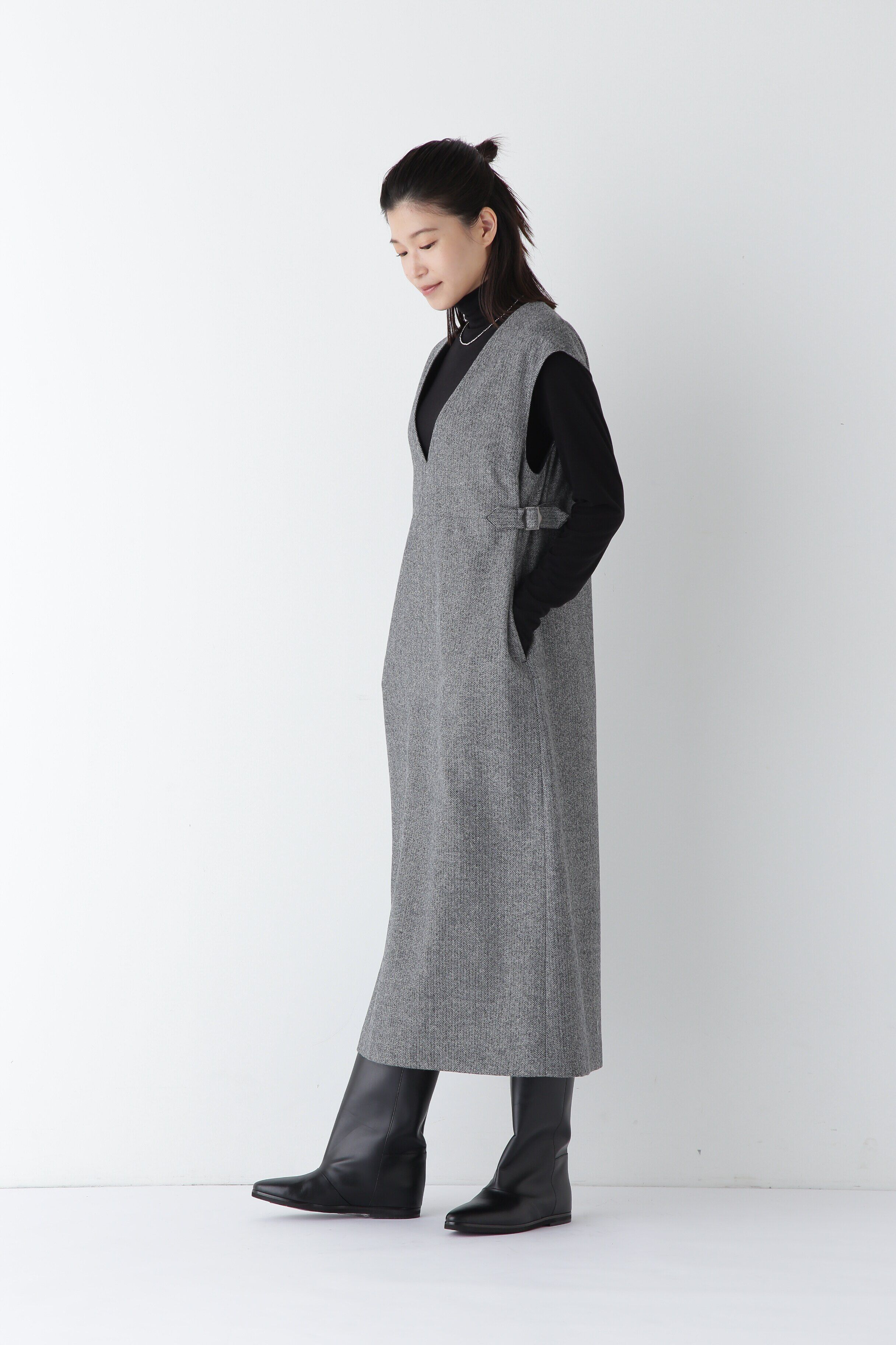  「◆ヘリンボーンツィードＶネックノースリーブワンピース」|ワンピース|