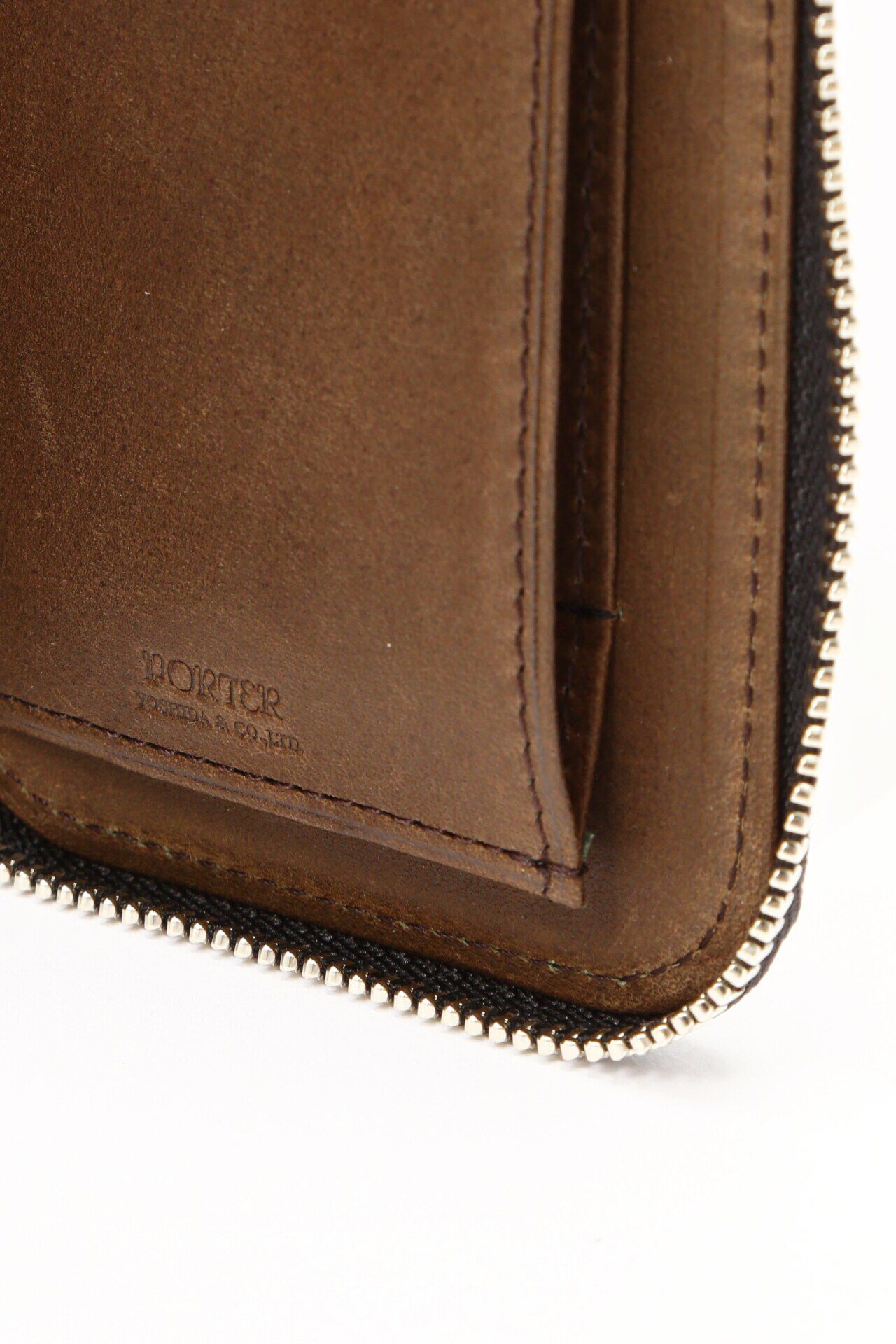 MARGARET HOWELL「OILED ITALIAN LEATHER」|財布|