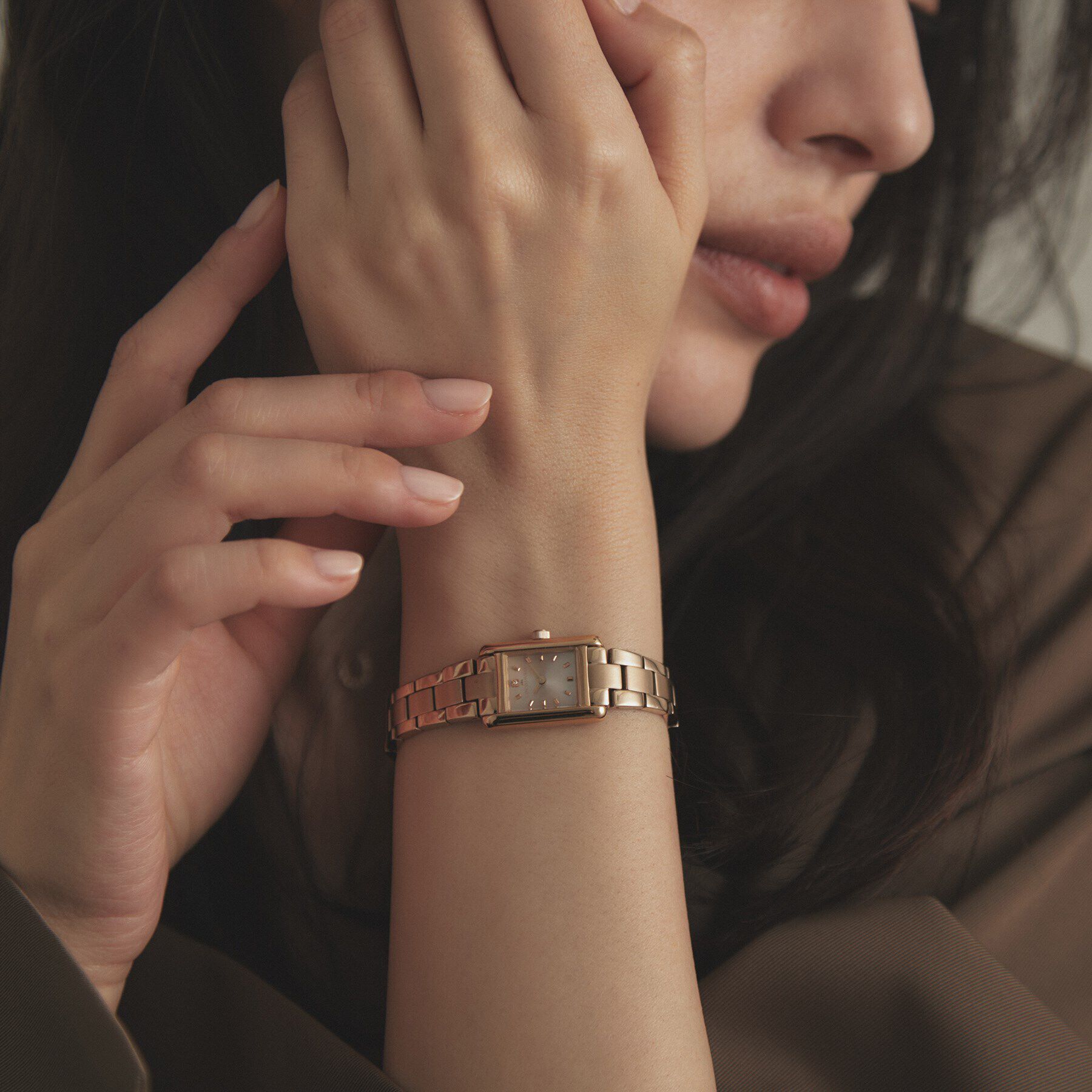 COCOSHNIK「RGスクエアメタルバンド ウォッチ（ベージュ旭光ダイヤモンド）」|腕時計|
