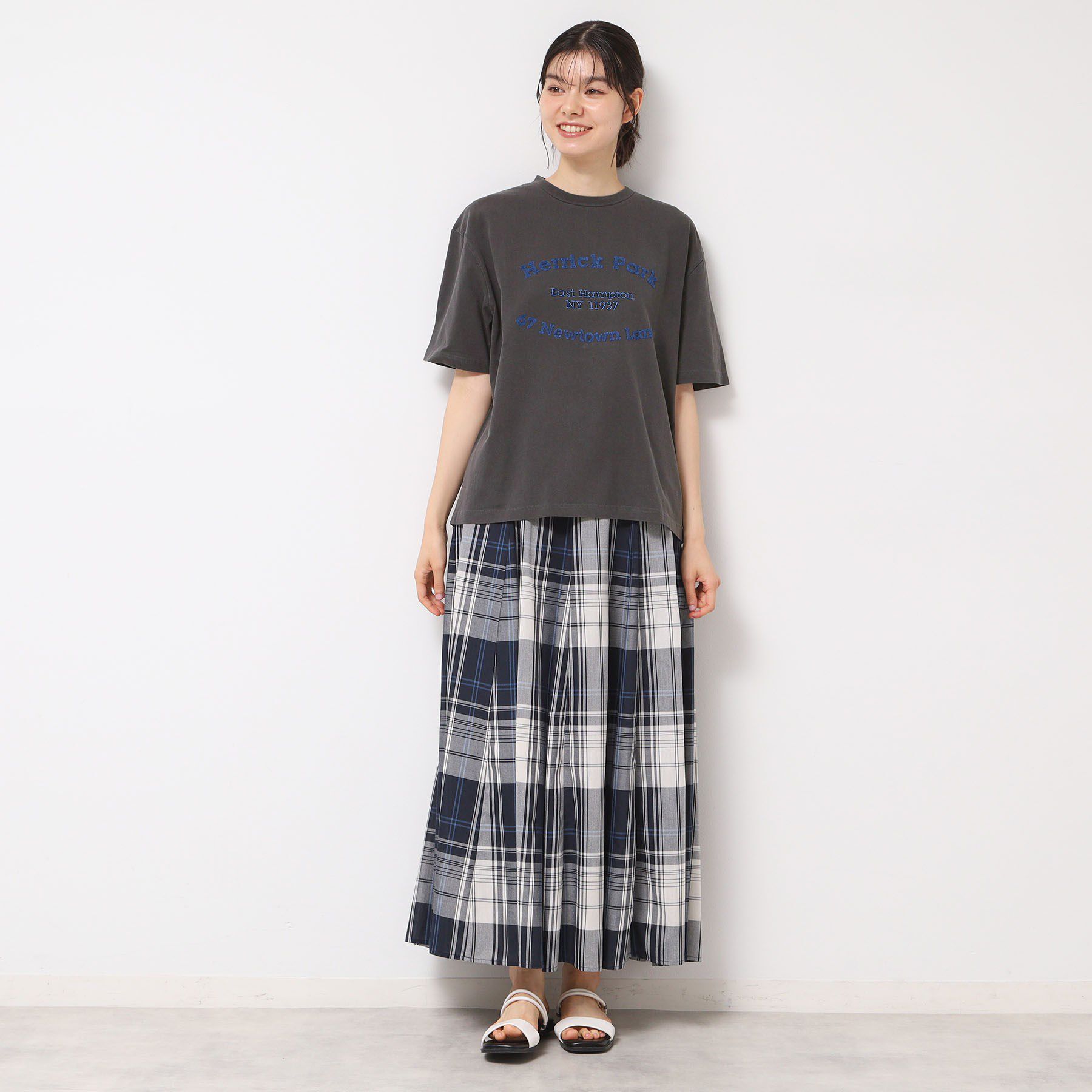 Dessin「【ユニセックス・洗える】ピグメントロゴTシャツ」|Tシャツ・カットソー|