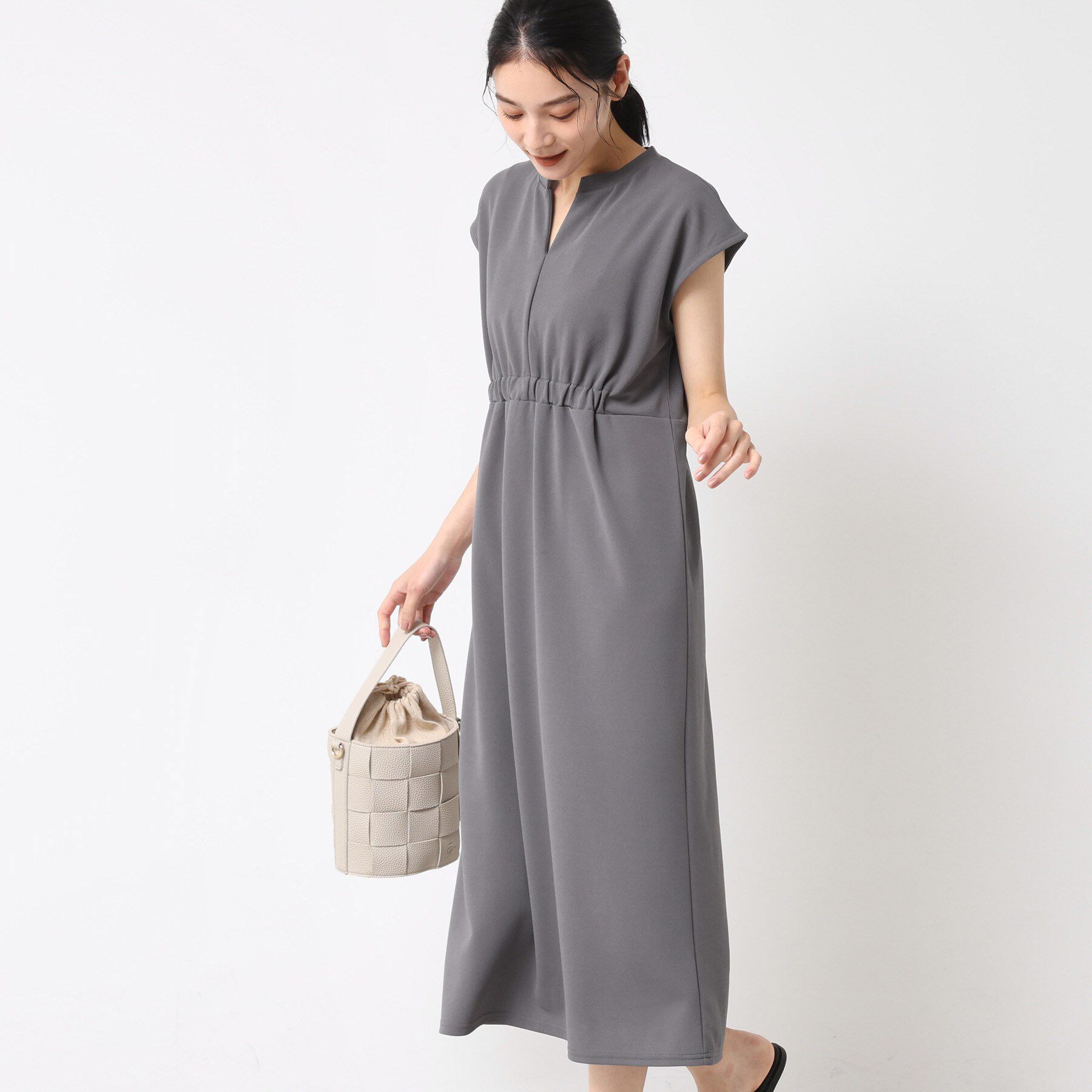 Dessin「【洗える】カットジョーゼットリラクシーワンピース」|ワンピース|