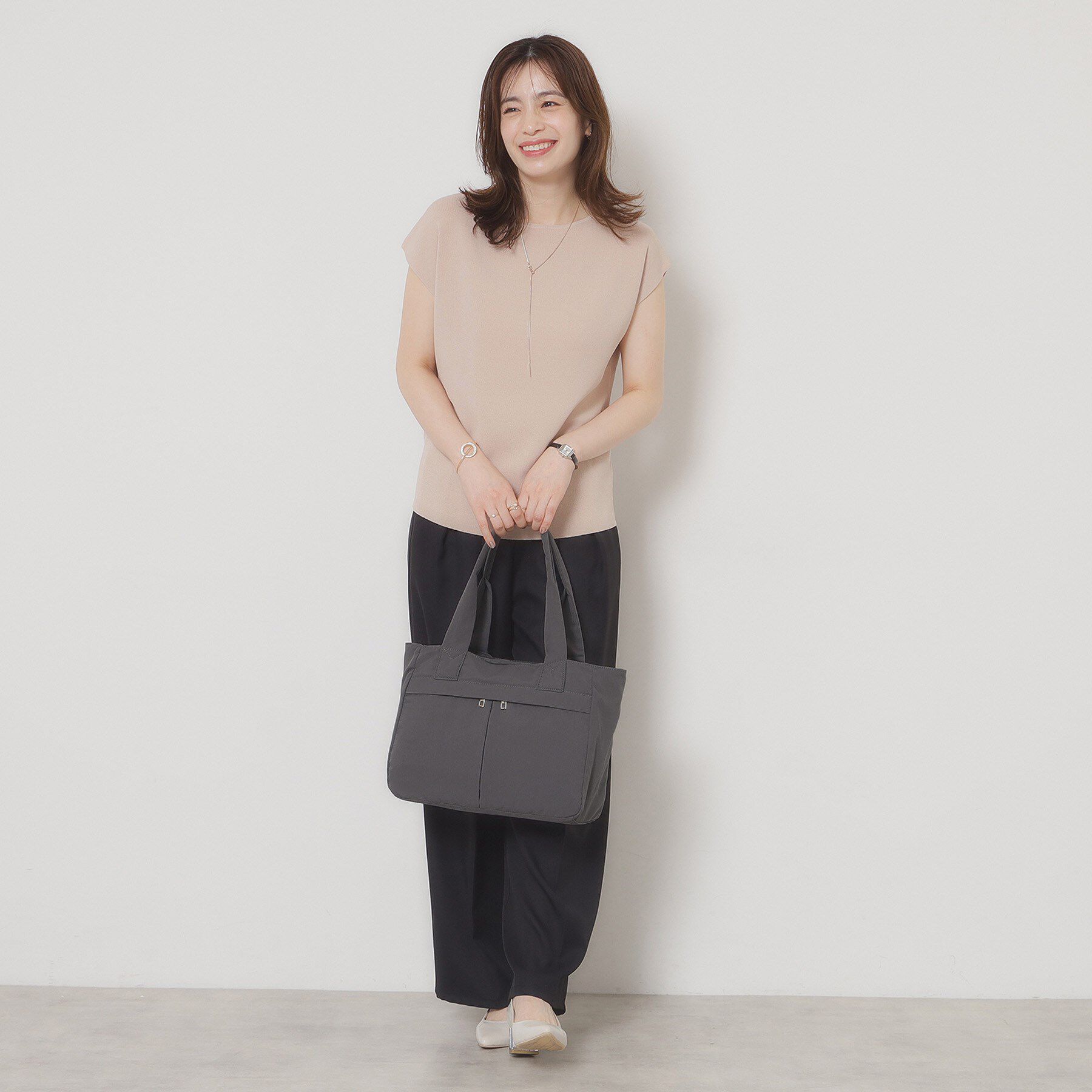 ITS&rsquo;DEMO「【A4対応／9ポケット】ふんわり軽量トート」|トートバッグ|