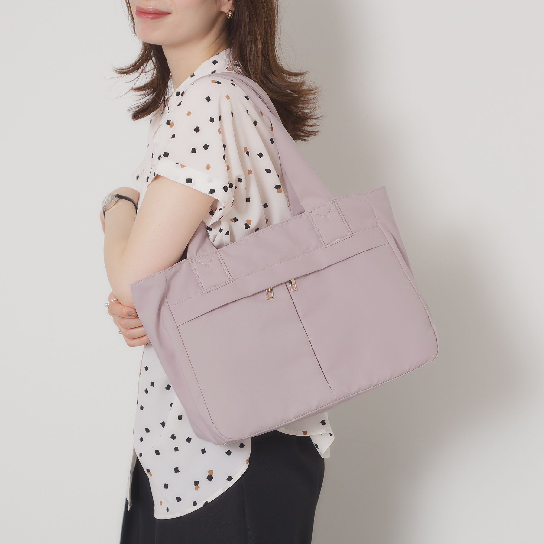 ITS&rsquo;DEMO「【A4対応／9ポケット】ふんわり軽量トート」|トートバッグ|ピンク(071)