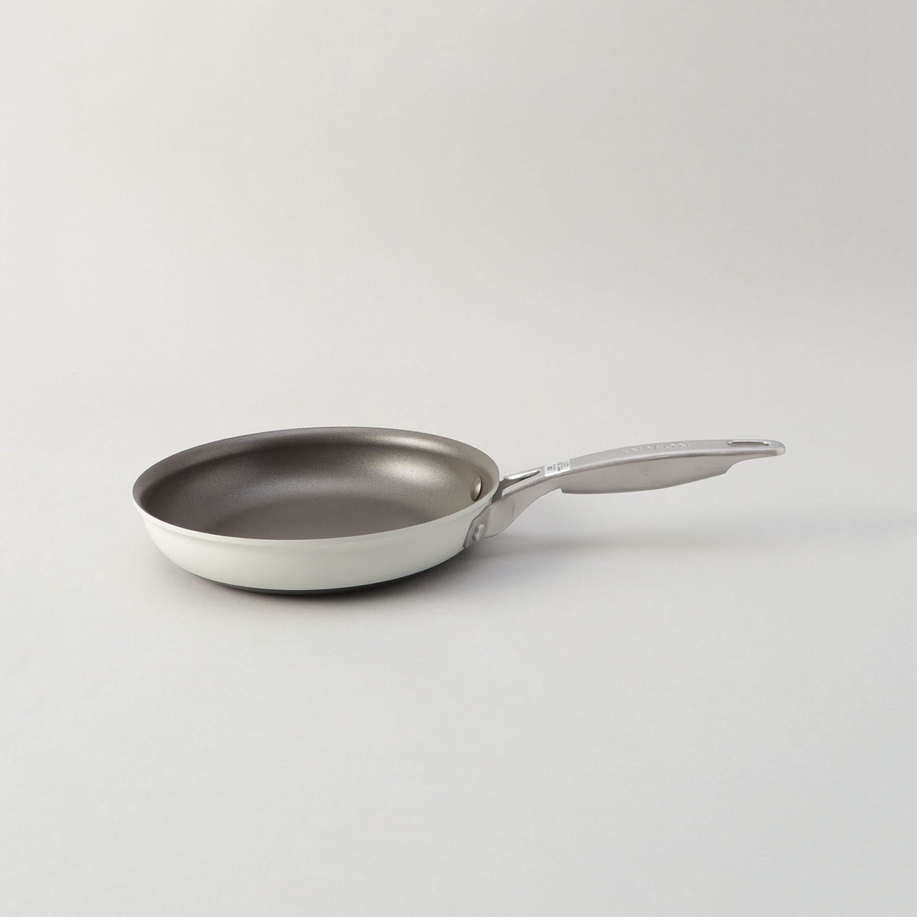 212 KITCHEN STORE「アナロンアチーブ20cm フライパン ＜MEYER マイヤー＞」|食器・キッチングッズ|