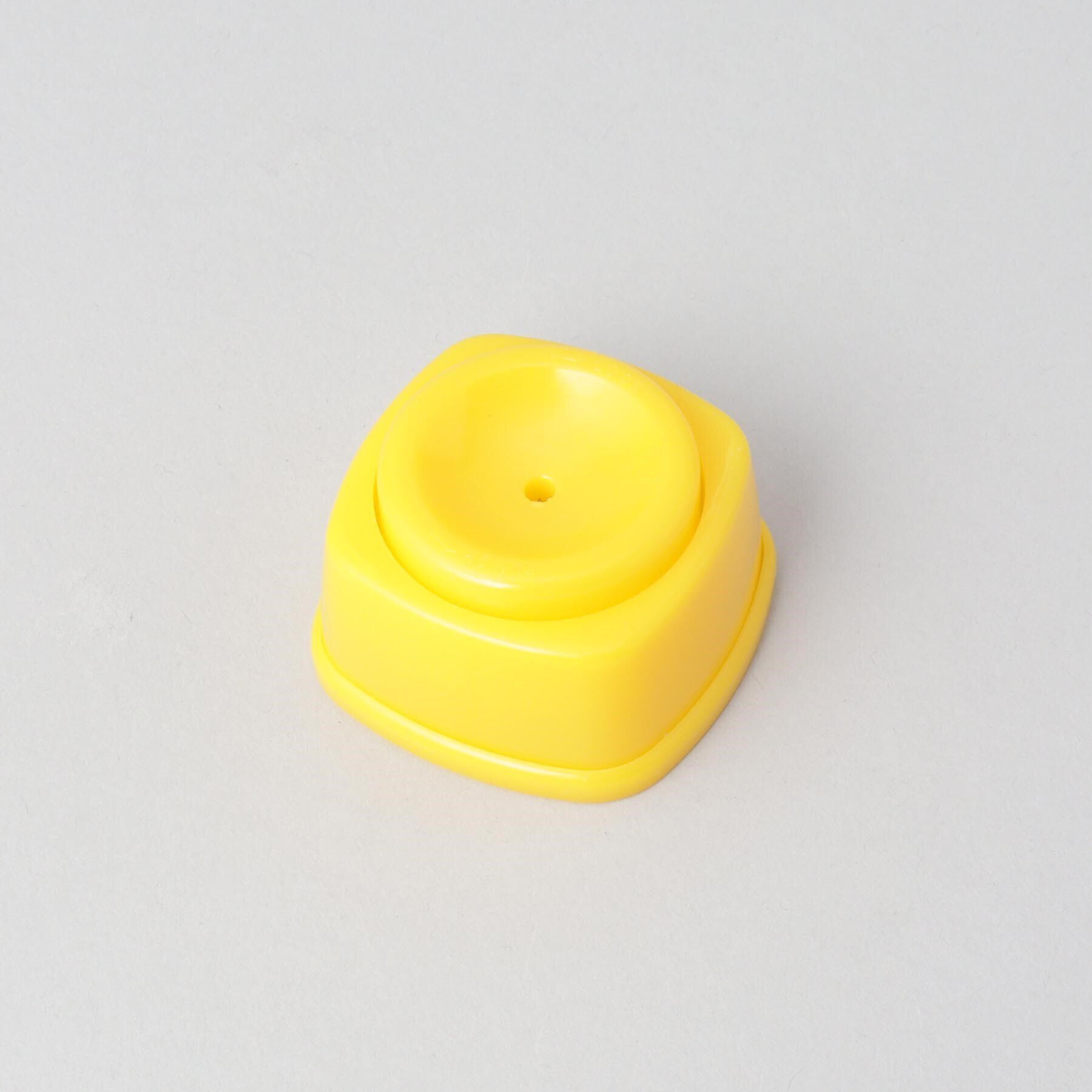 212 KITCHEN STORE「Simple Use 卵のからむき上手」|食器・キッチングッズ|