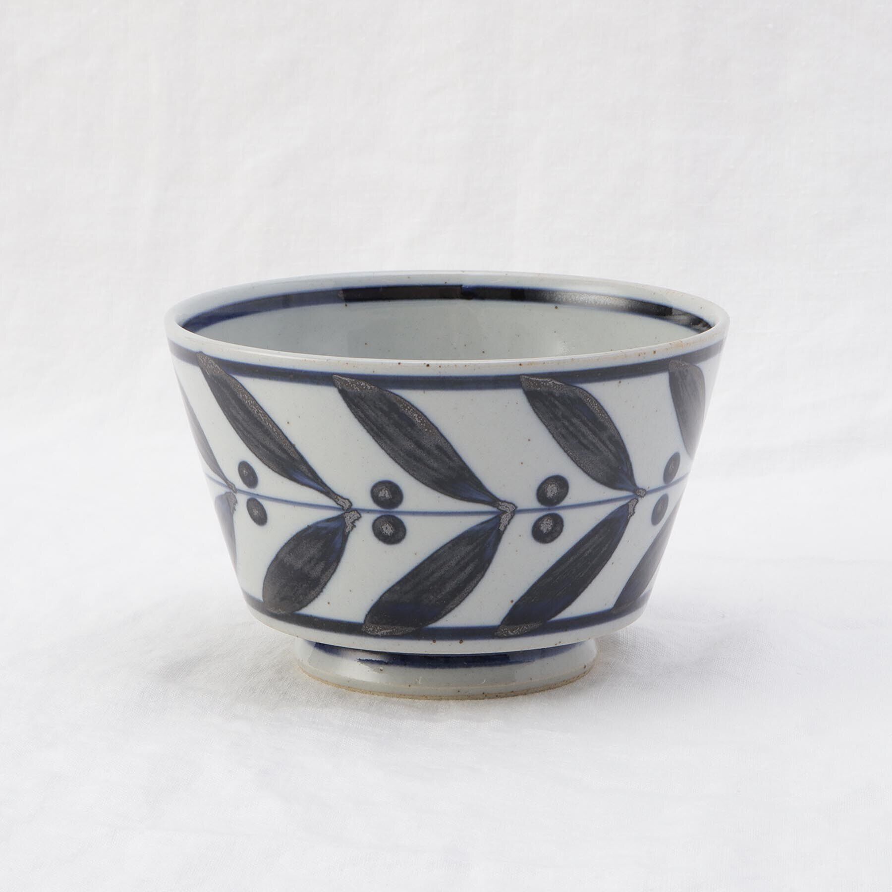 212 KITCHEN STORE「染付多用丼 大 藍の葉」|食器・キッチングッズ|