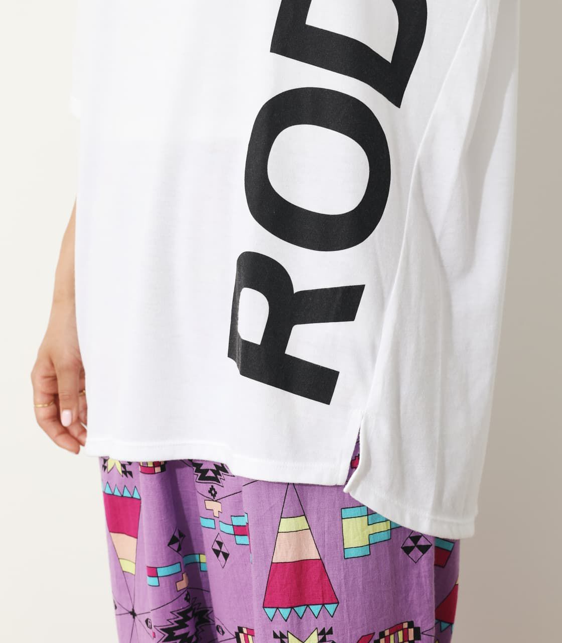 RODEO CROWNS「サイドロゴTシャツ」|Tシャツ・カットソー|