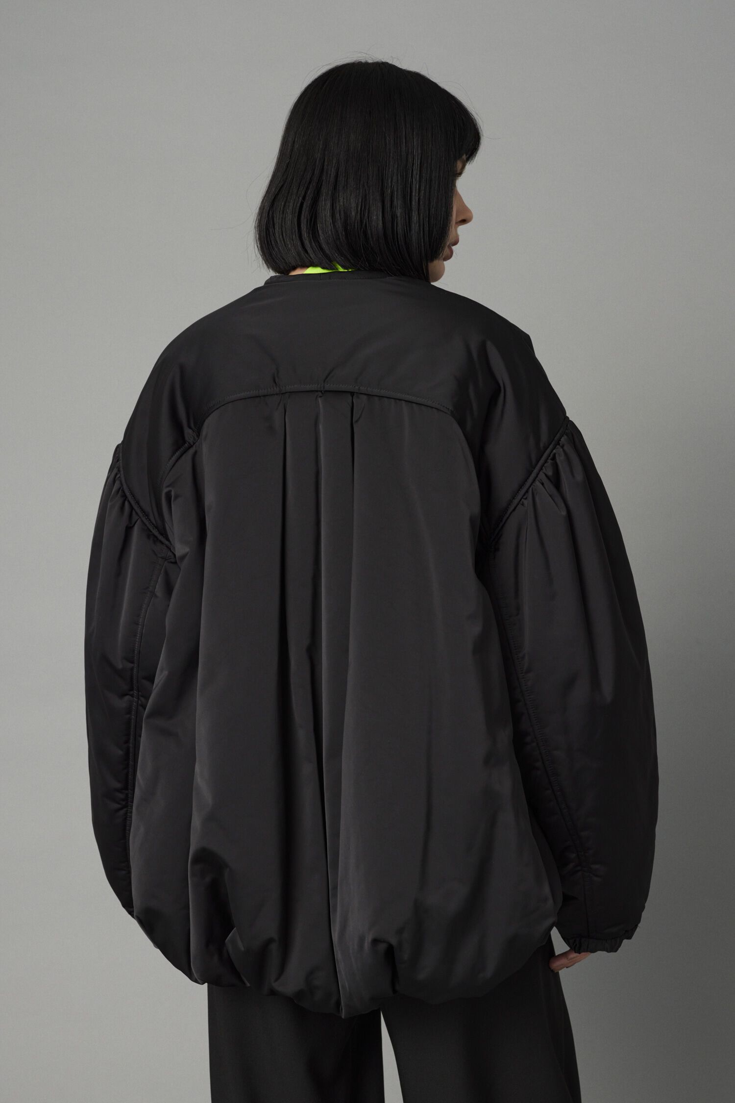 HeRIN.CYE「Egg MA-1」|ブルゾン・スタジャン|