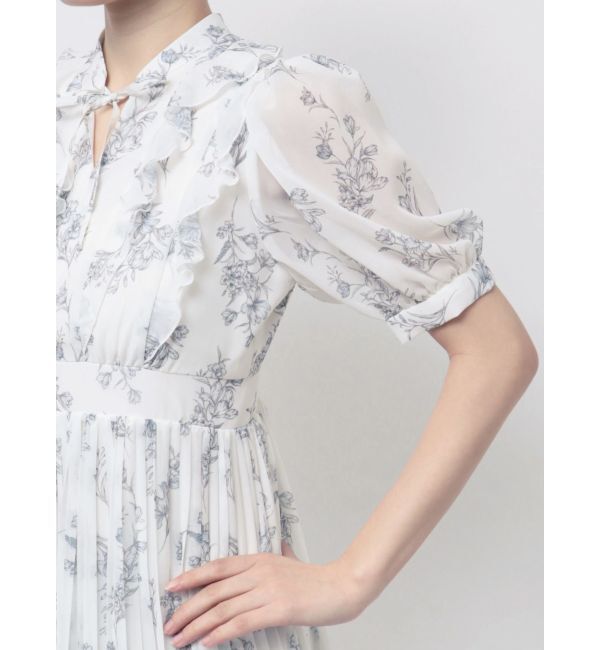 MERCURYDUO「花柄ラッフルプリーツティアードハーフスリーブワンピース」|ワンピース|