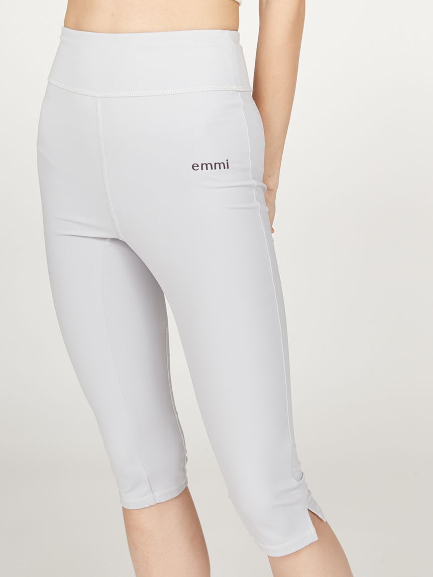 emmi yoga「サステナレッチカプリレギンス」|その他|