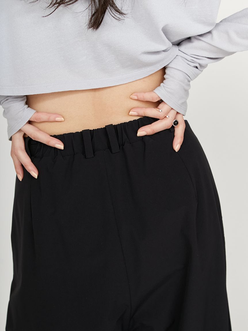 emmi atelier「パラシュートパンツ」|チノ|