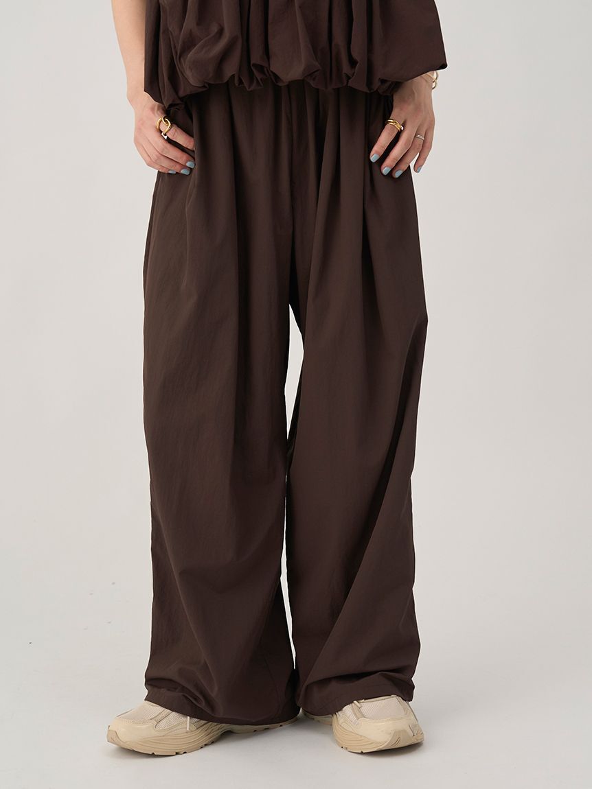 emmi atelier「ナイロンイージーパンツ」|チノ|BRW