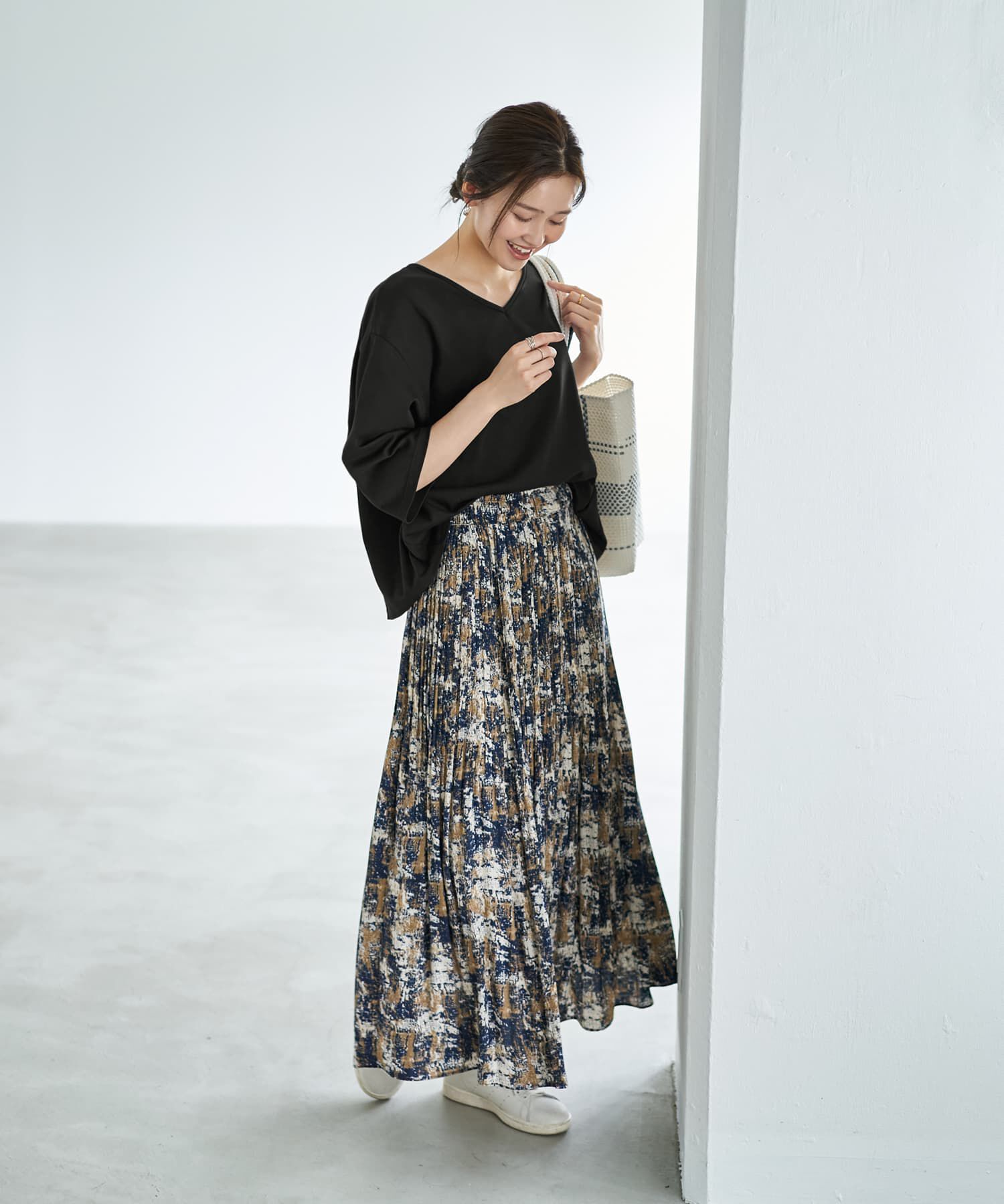 STYLE DELI「【ものづくりJAPAN】DIORAMA 7分袖VネックTシャツ」|Tシャツ・カットソー|