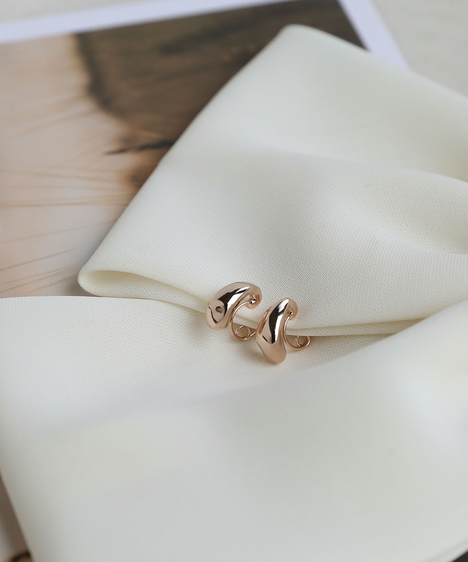  「miniループフィット・ティアドロップイヤリング」|イヤリング|ピンクゴールド