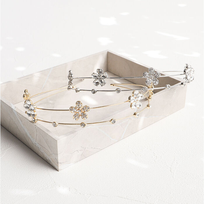 BACKYARD FAMILY「RORA カチューシャ 細め 通販 ローラ アメリア ヘッドドレス ヘアアクセサリー 髪飾り」|その他|