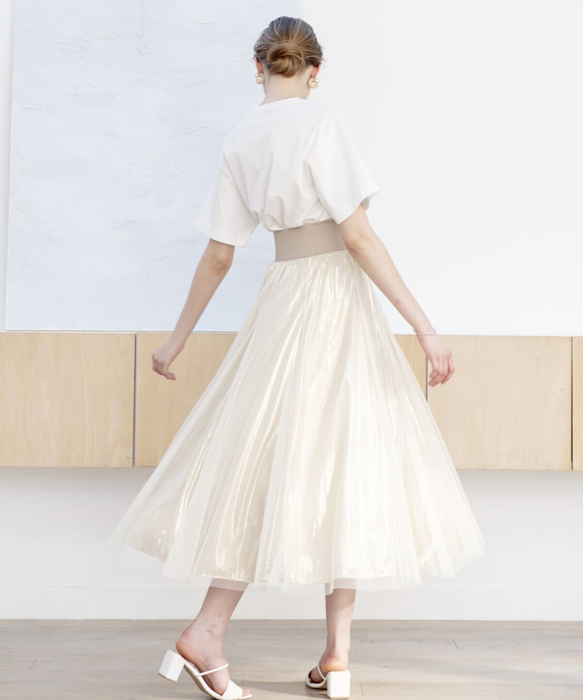 アンドクチュール「シャイニーラメチュールオーバースカート」|フレア|