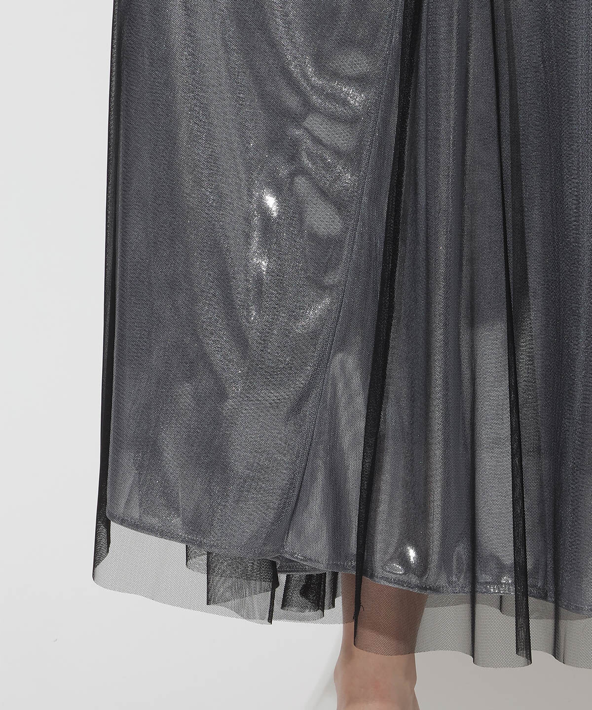 アンドクチュール「シャイニーラメチュールオーバースカート」|フレア|