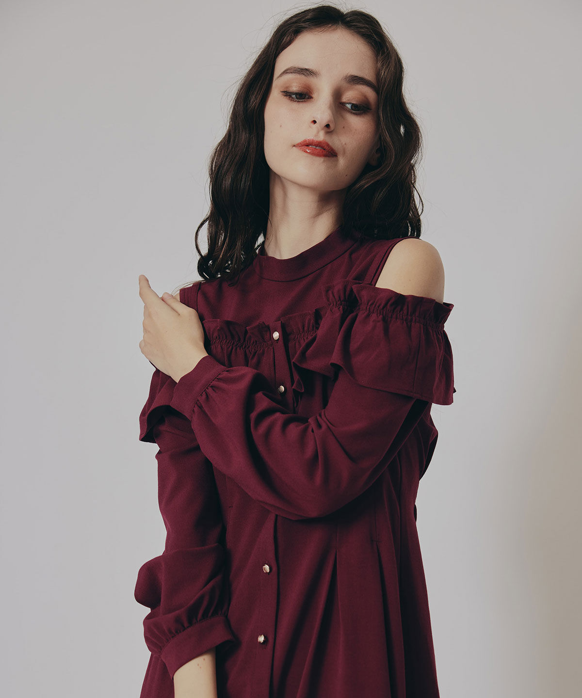 REDYAZEL「オープンショルダーフリルワンピース」|ワンピース|